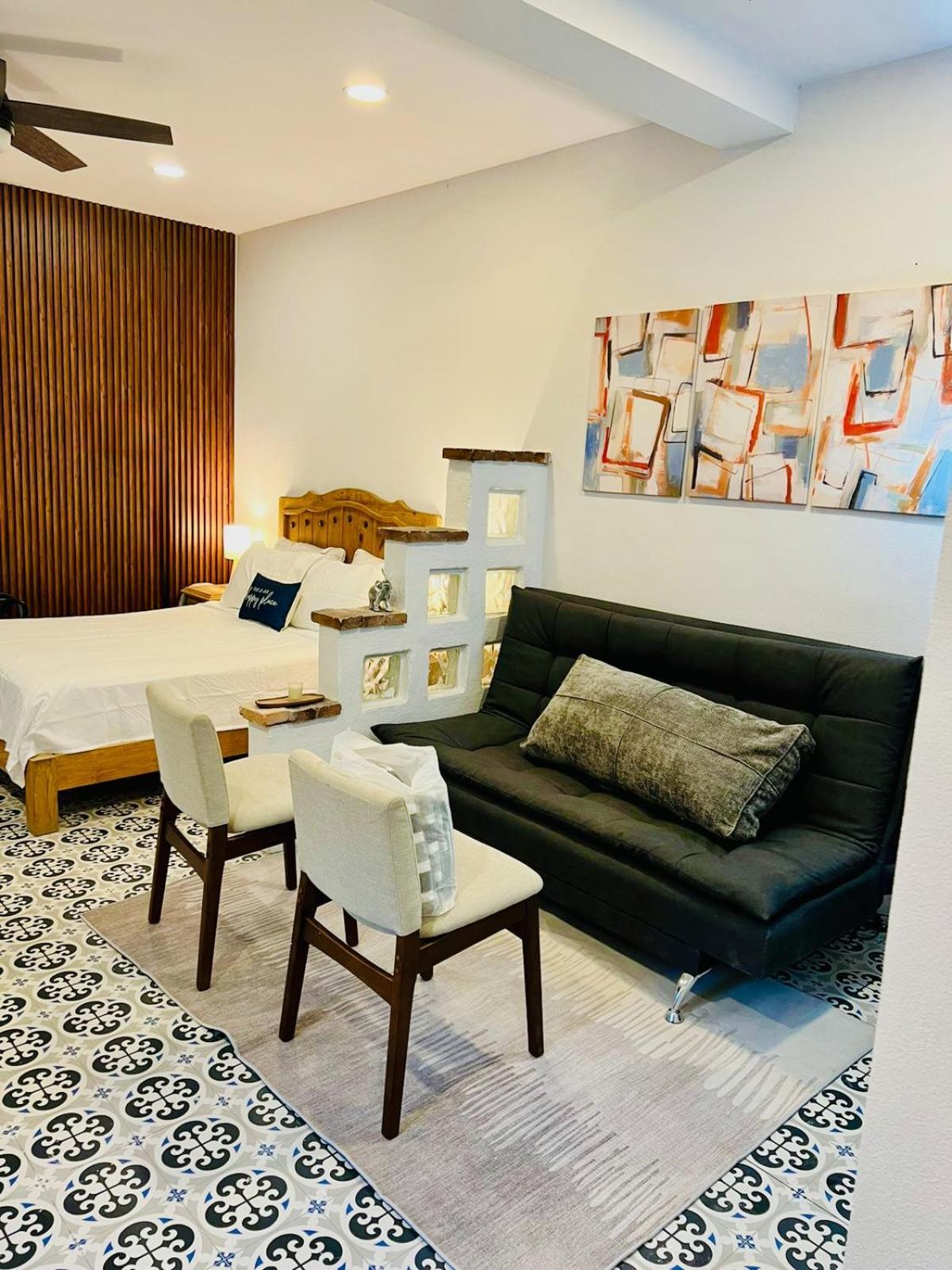 Newly Renovated B1 With Patio Sleeps 4 Apartment Puerto Vallarta