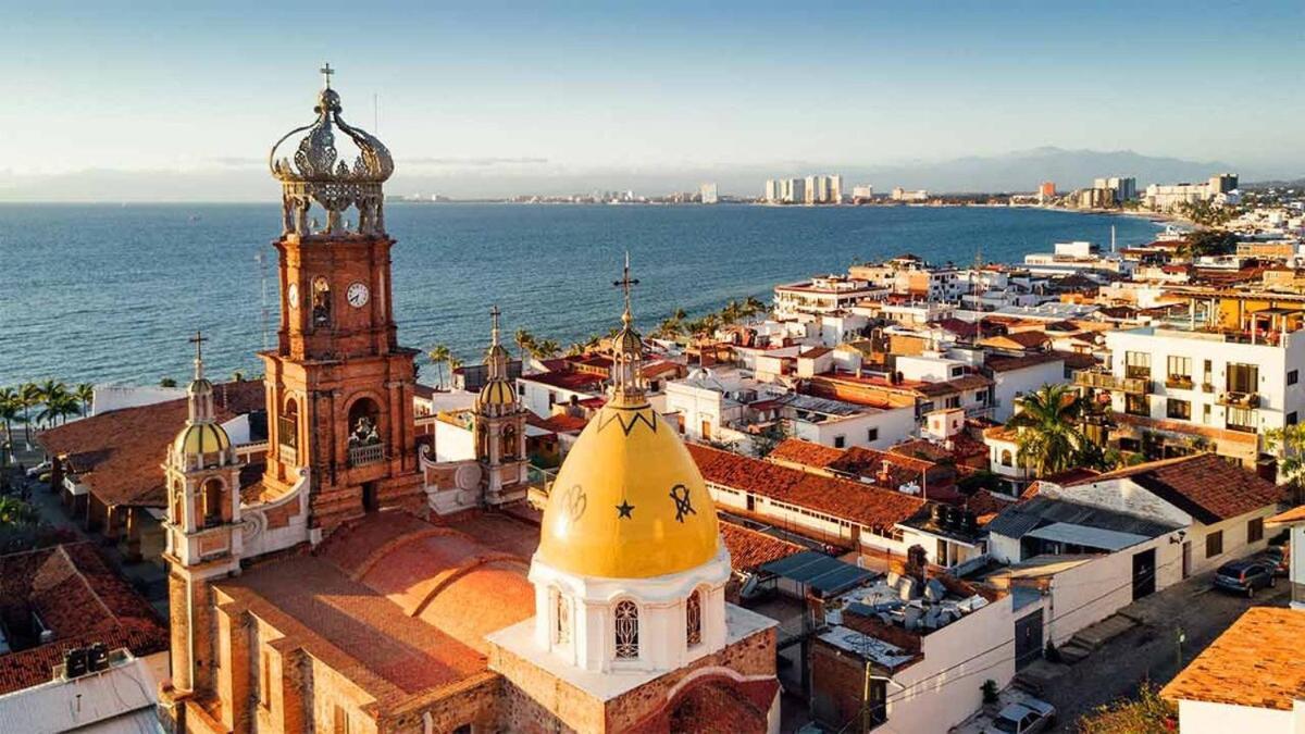 A Breathtaking Lux Apartment Puerto Vallarta