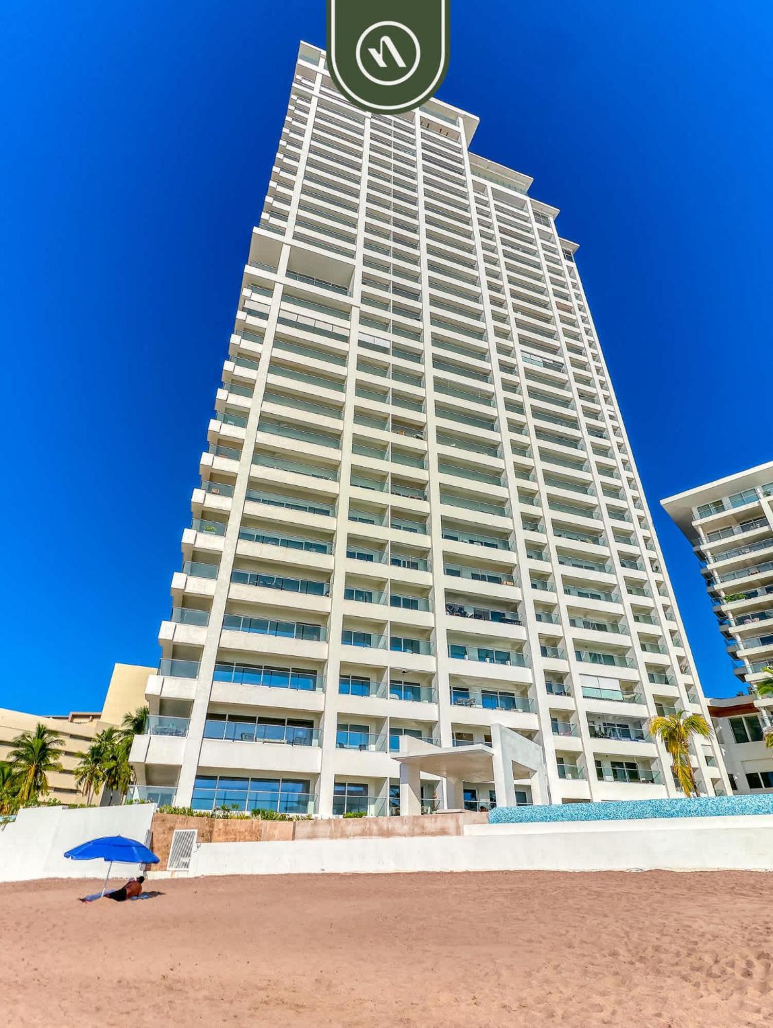 Apartment New Oceanfront 1 Bedroom - Gym - - Pool *