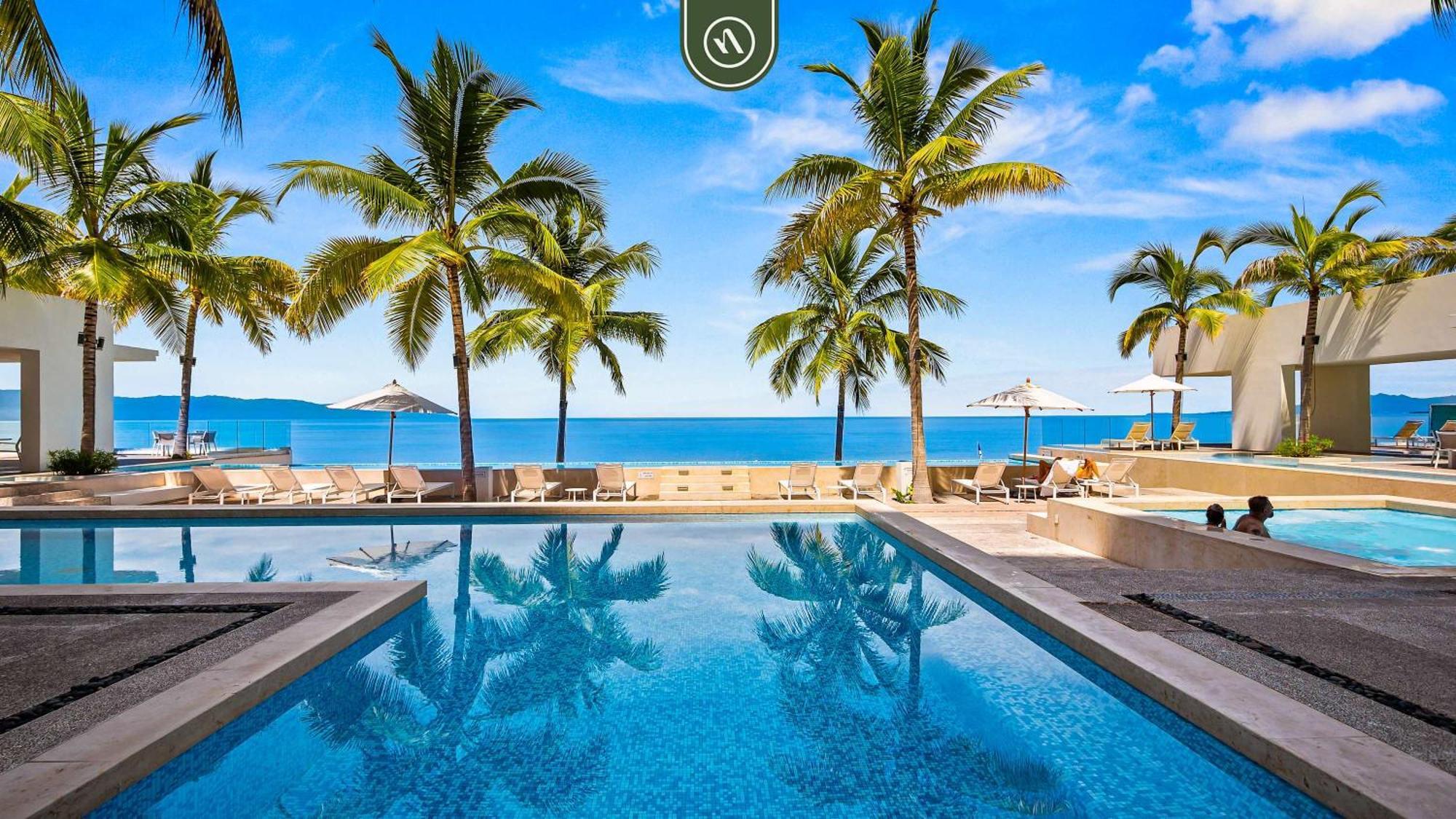 Apartment New Oceanfront 1 Bedroom - Gym - - Pool