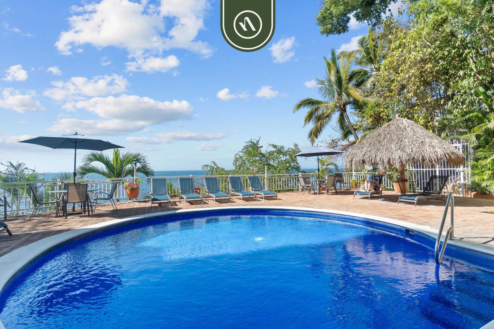 Oceanfront 2 Bedroom With Spectacular View - Pool Apartment Puerto Vallarta