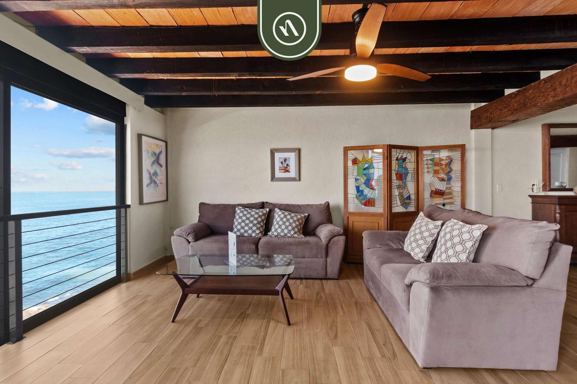 Oceanfront 2 Bedroom With Spectacular View - Pool Puerto Vallarta