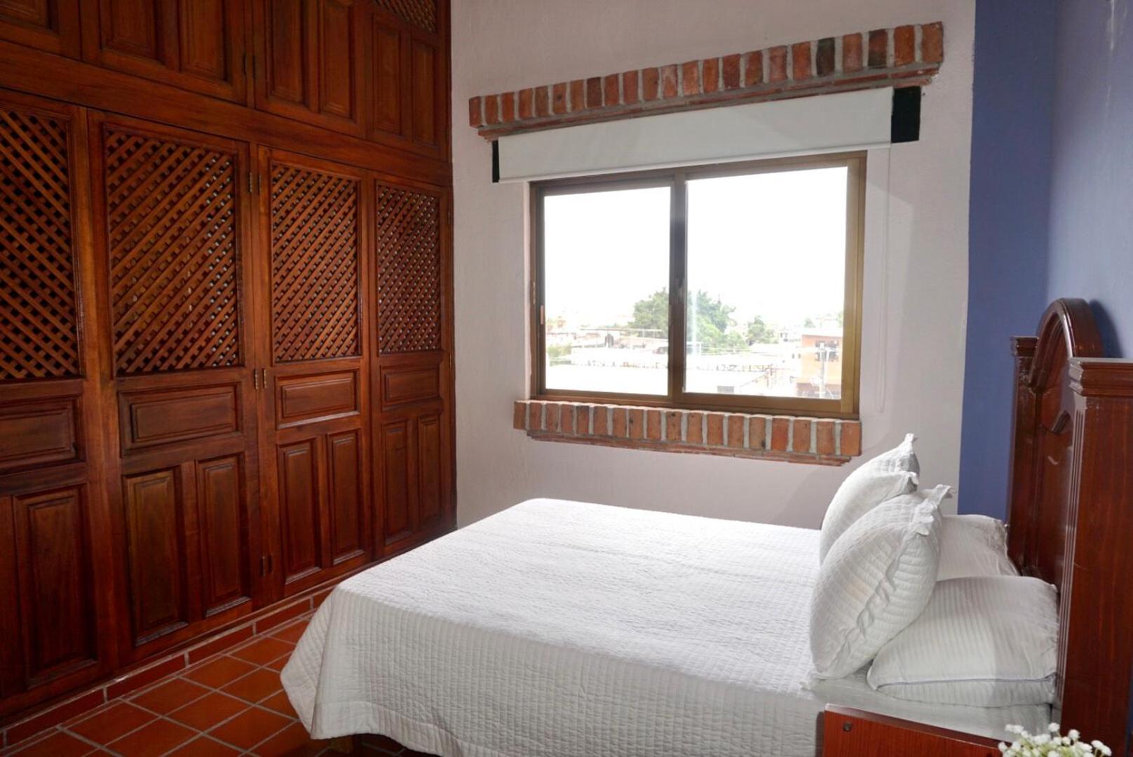 Apartment Beautiful Local With Ocean View & Rooftop Terrace Puerto Vallarta
