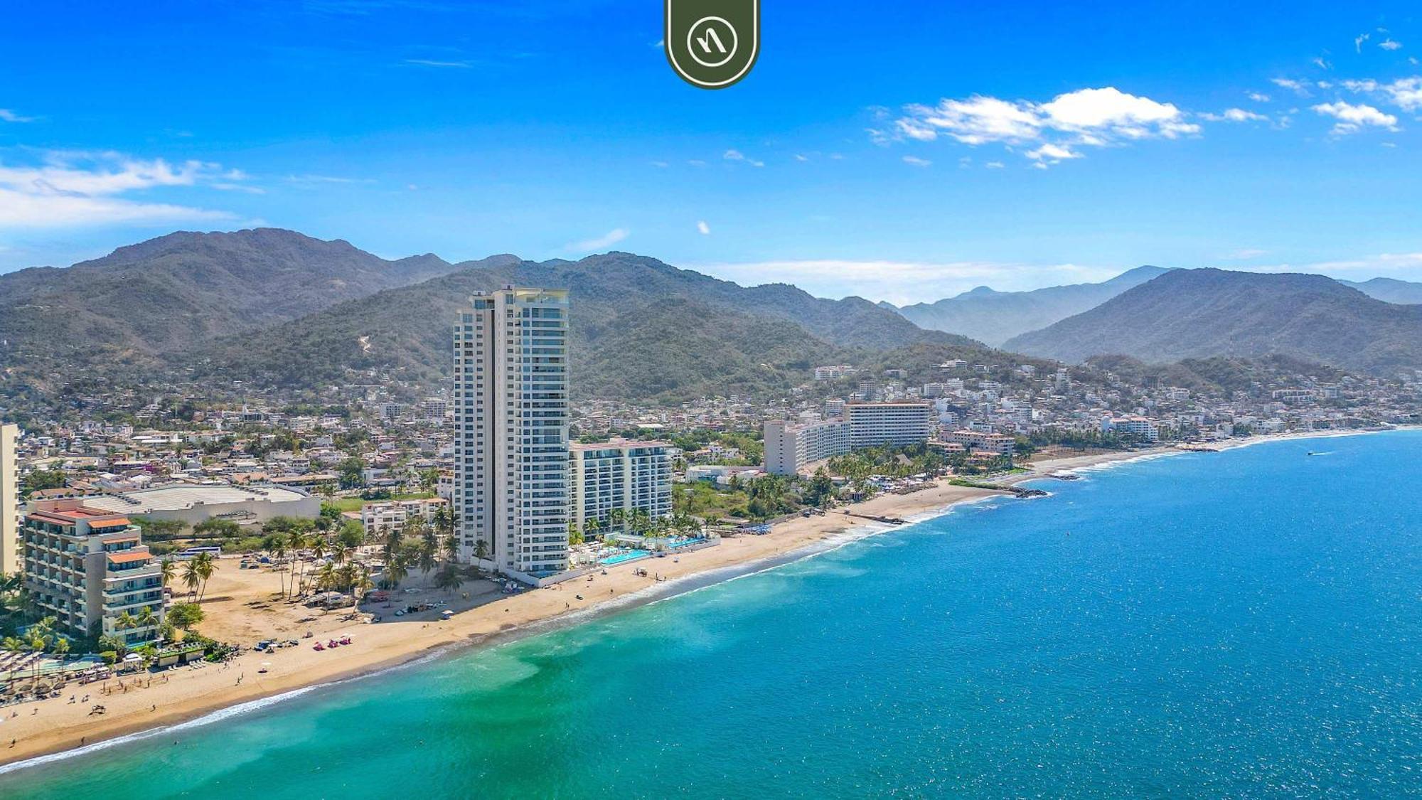 Amazing With Oceanview - Pool - - Gym Apartment