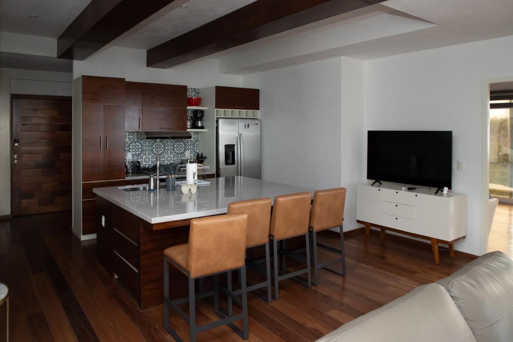 Pacific View Apartment *