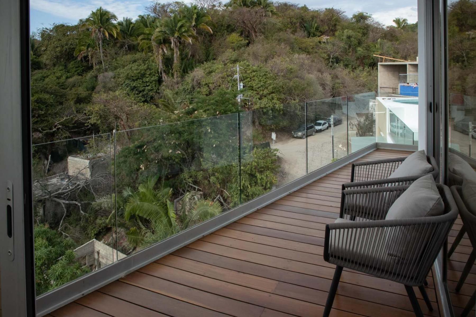 Pacific View Apartment *