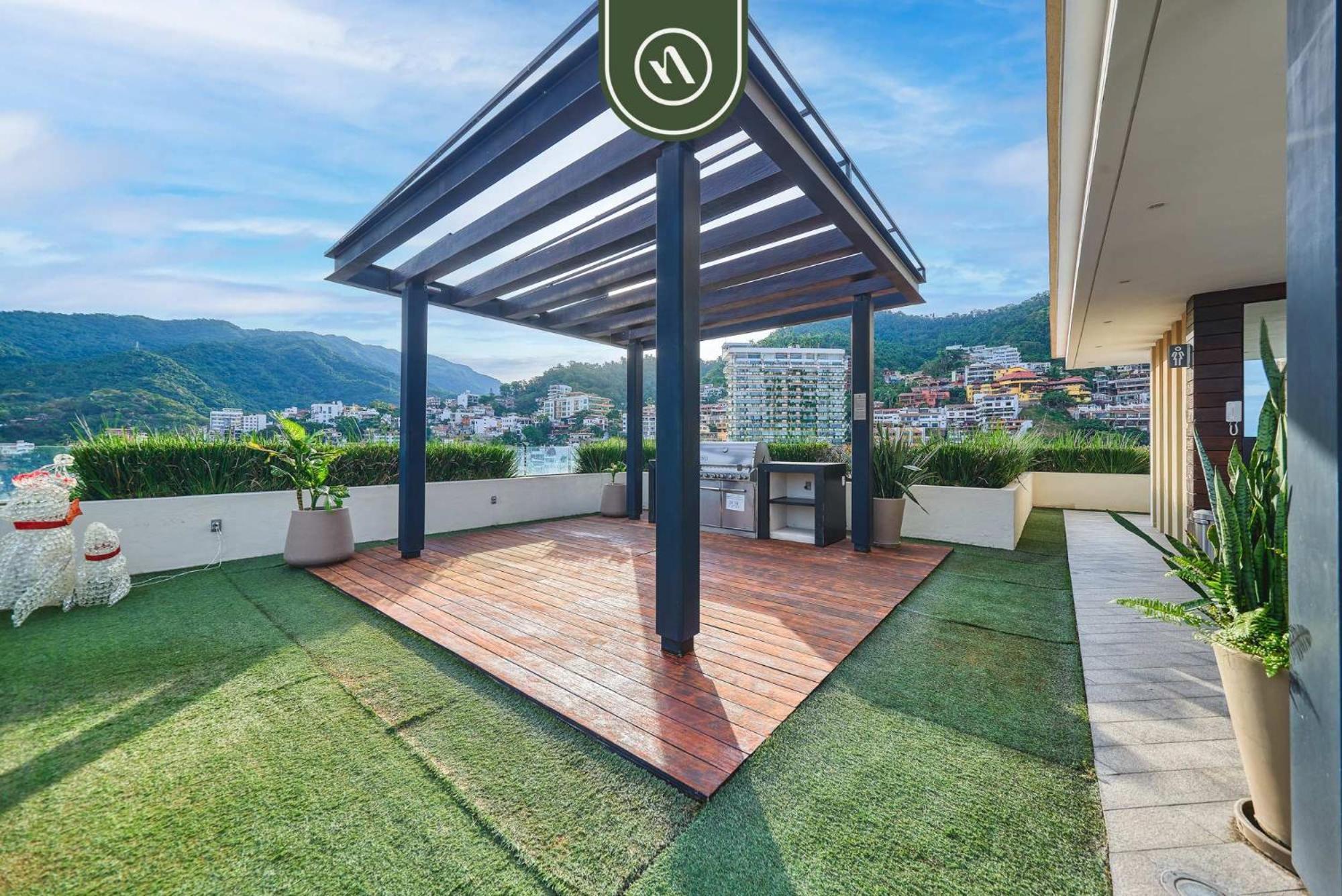Amazing 1 Bedroom - Zona Romantica - Rooftop Pool * Puerto Vallarta