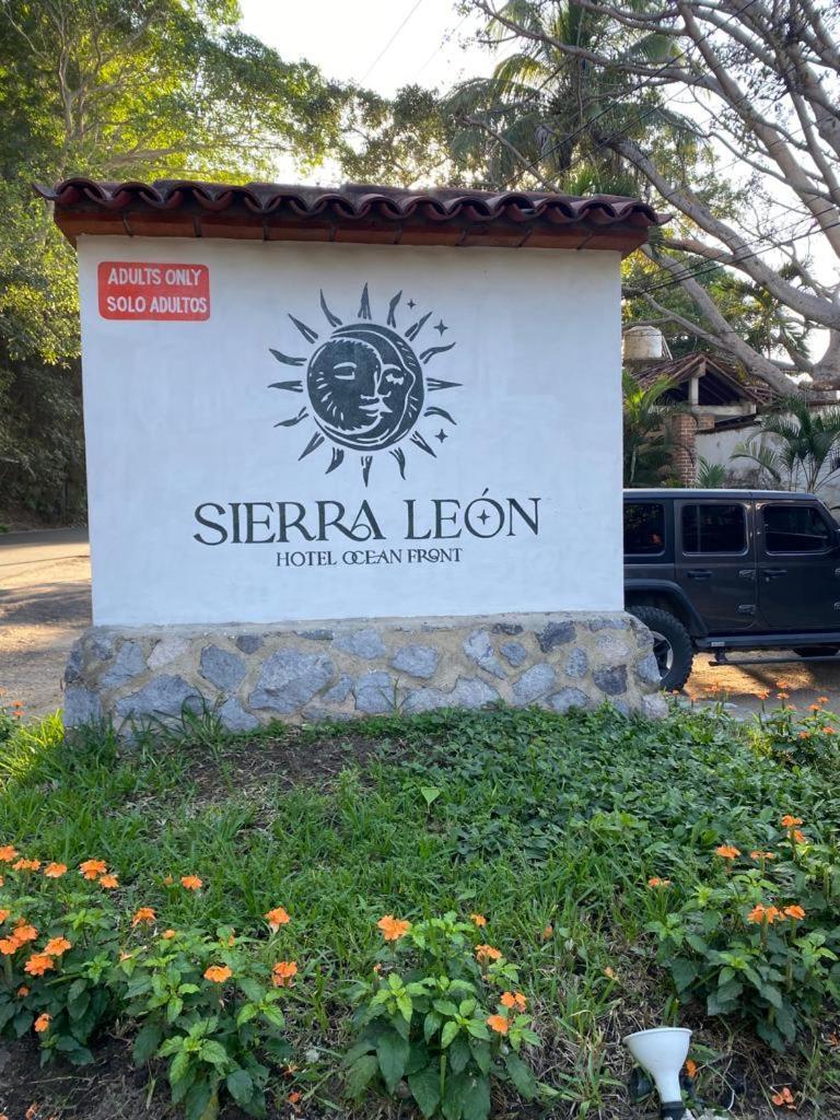 Traditional Sierra Leon Oceanfront - Adults Only Hotel *