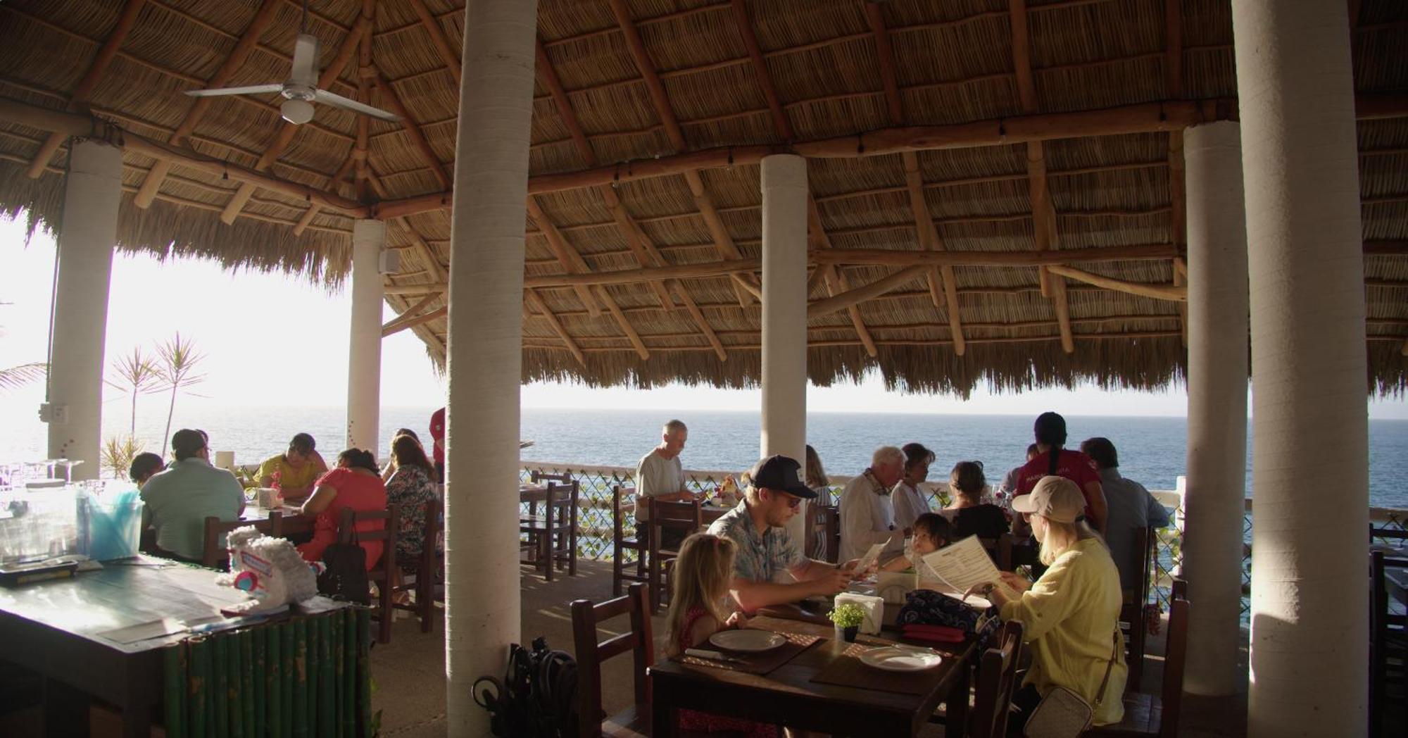 Hotel Traditional Sierra Leon Oceanfront - Adults Only
