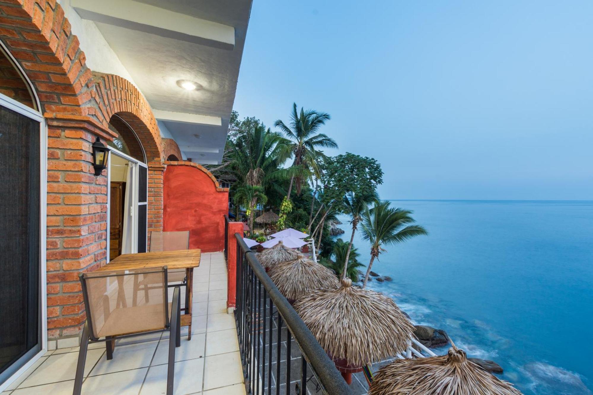 Traditional Sierra Leon Oceanfront - Adults Only Puerto Vallarta