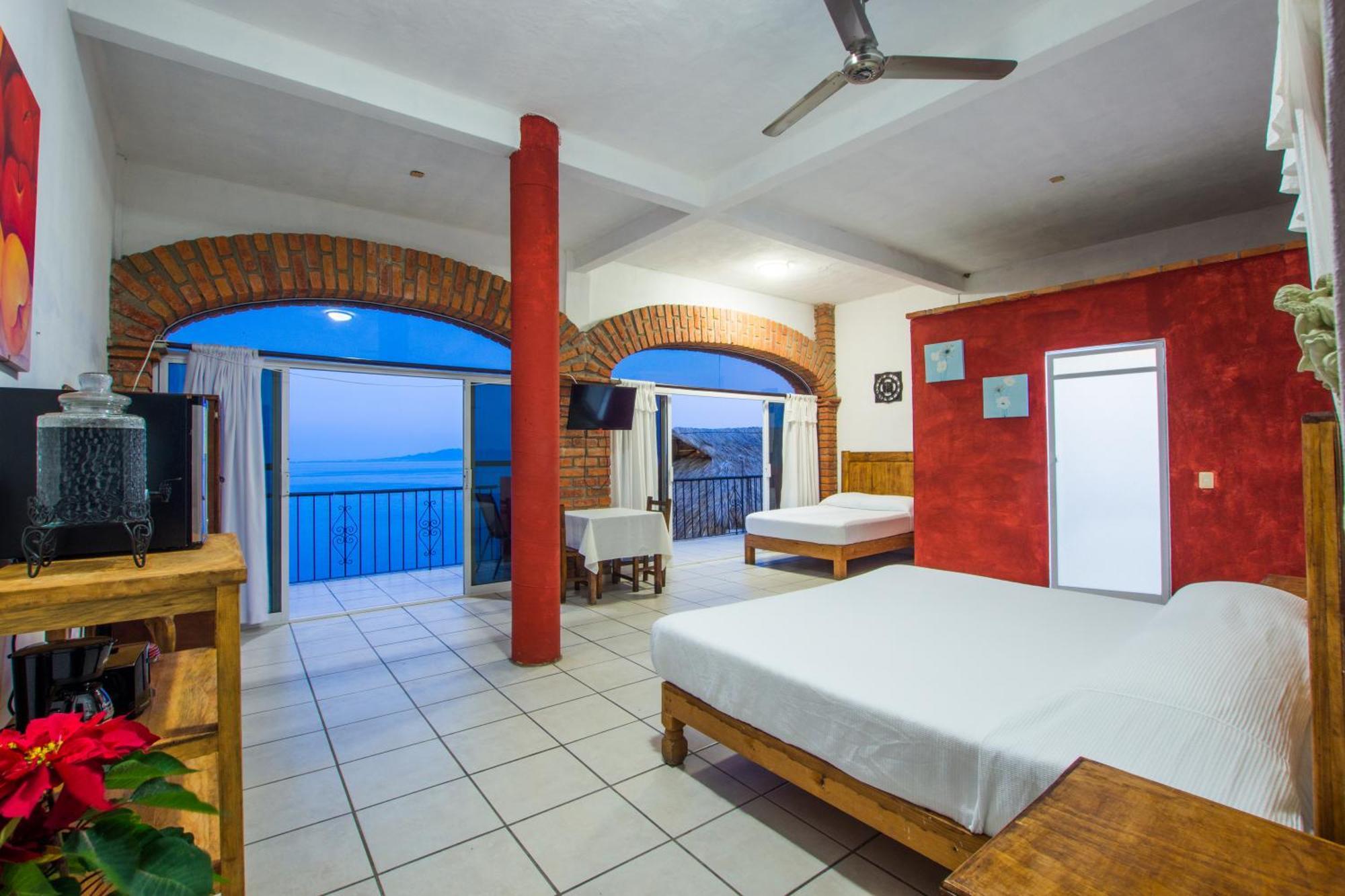 Hotel Traditional Sierra Leon Oceanfront - Adults Only *