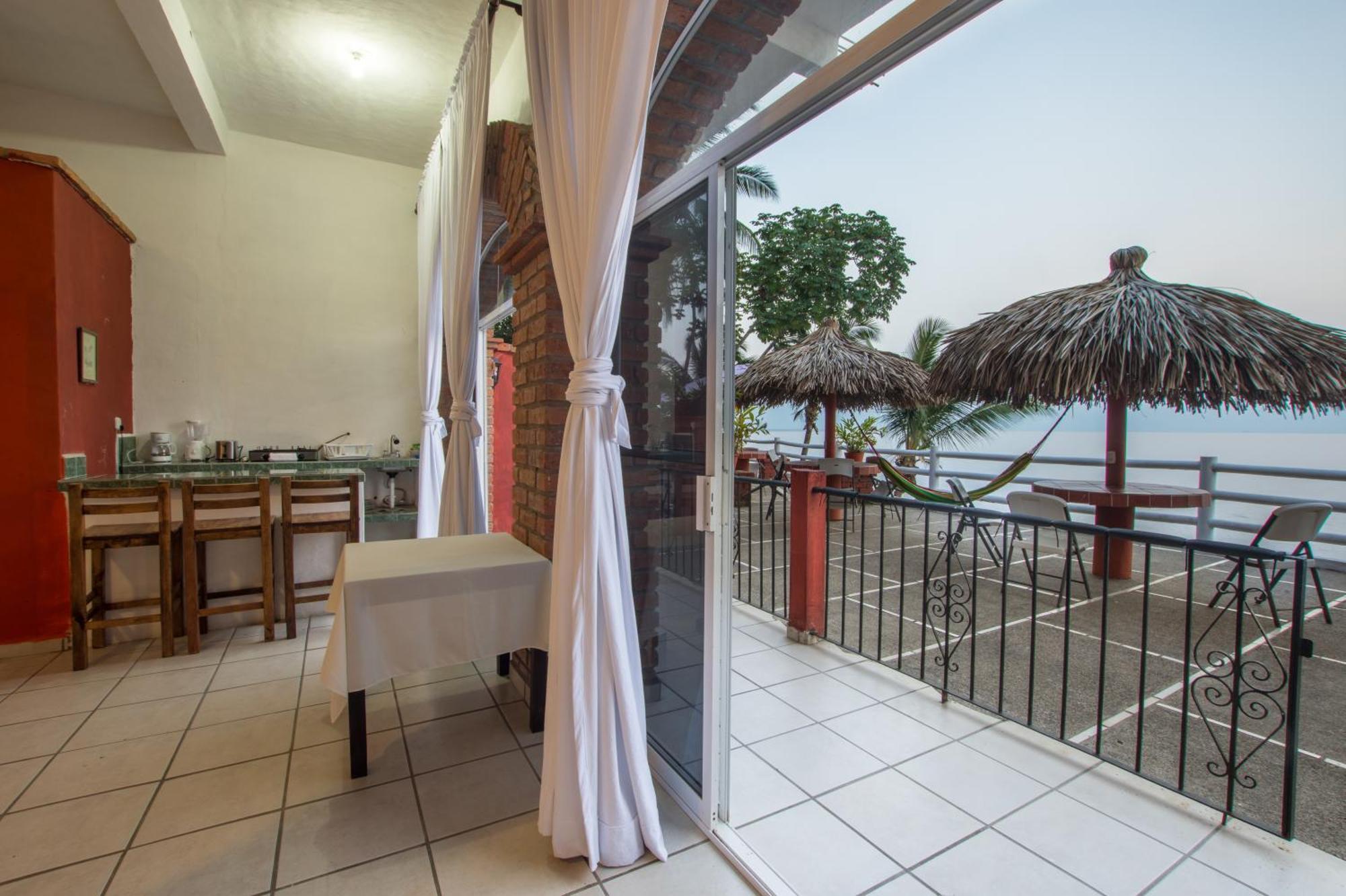 Hotel Traditional Sierra Leon Oceanfront - Adults Only