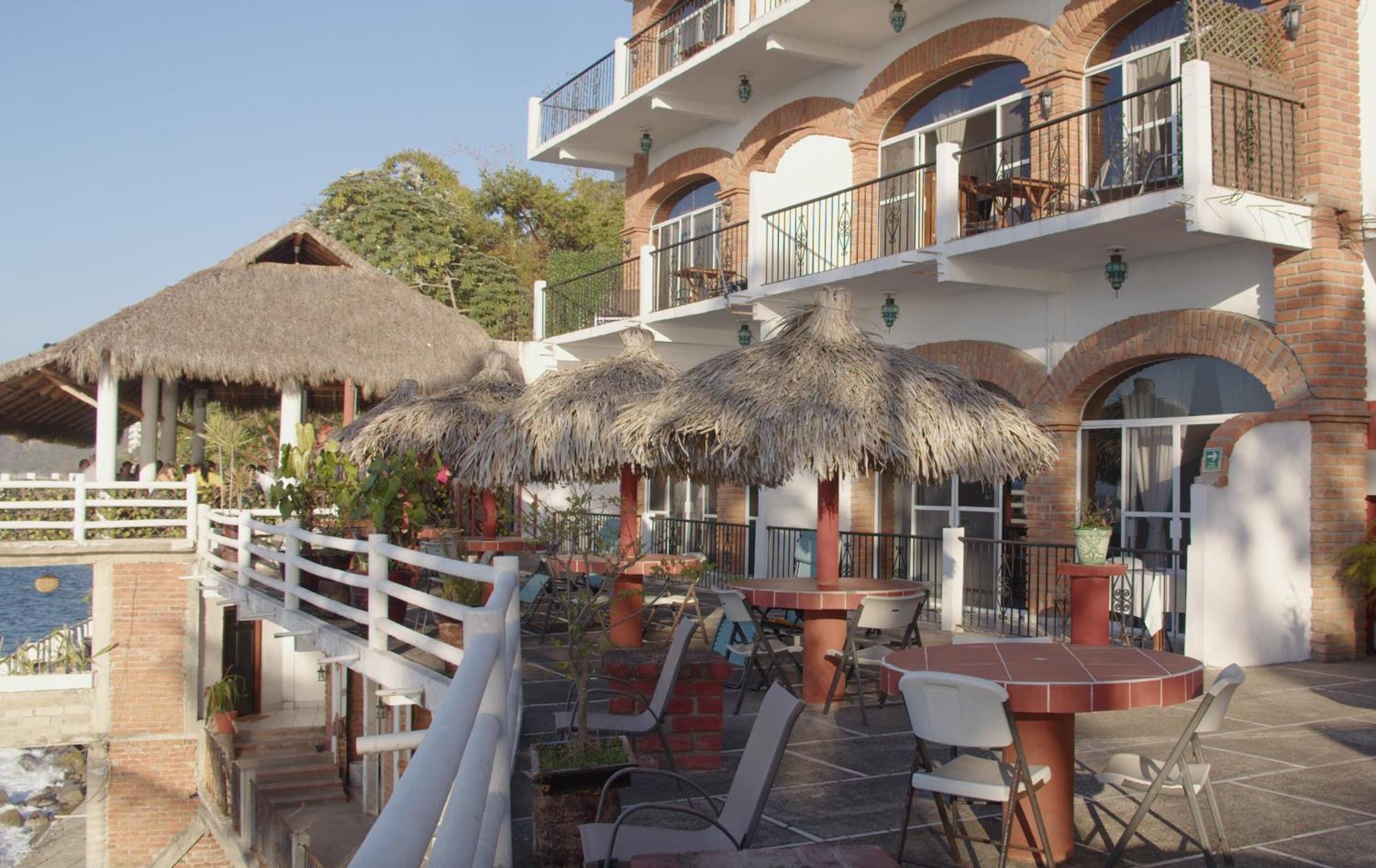 Hotel Traditional Sierra Leon Oceanfront - Adults Only Puerto Vallarta