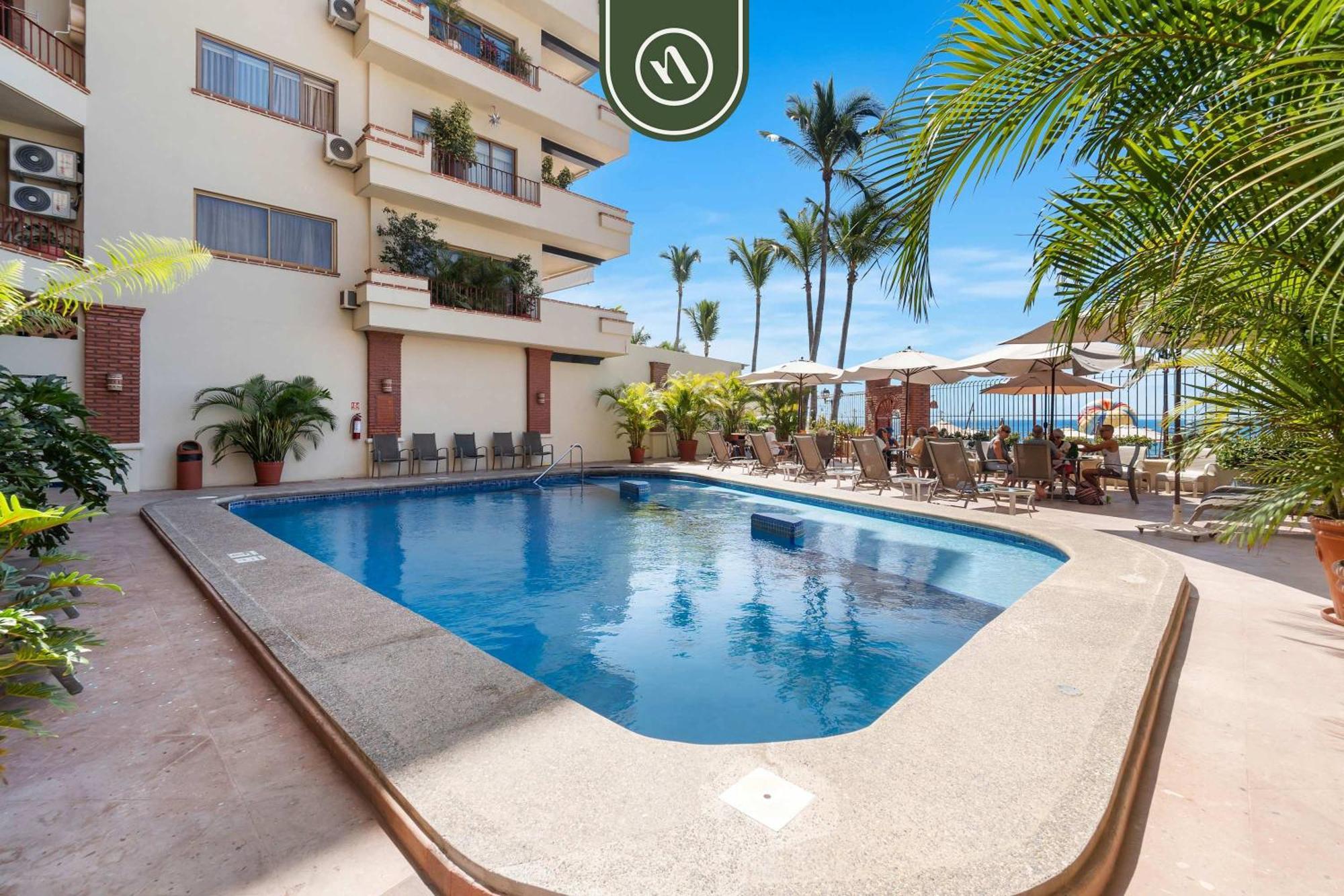 Beachfront Mexican Styled 3 Bedroom In Downtown * Puerto Vallarta