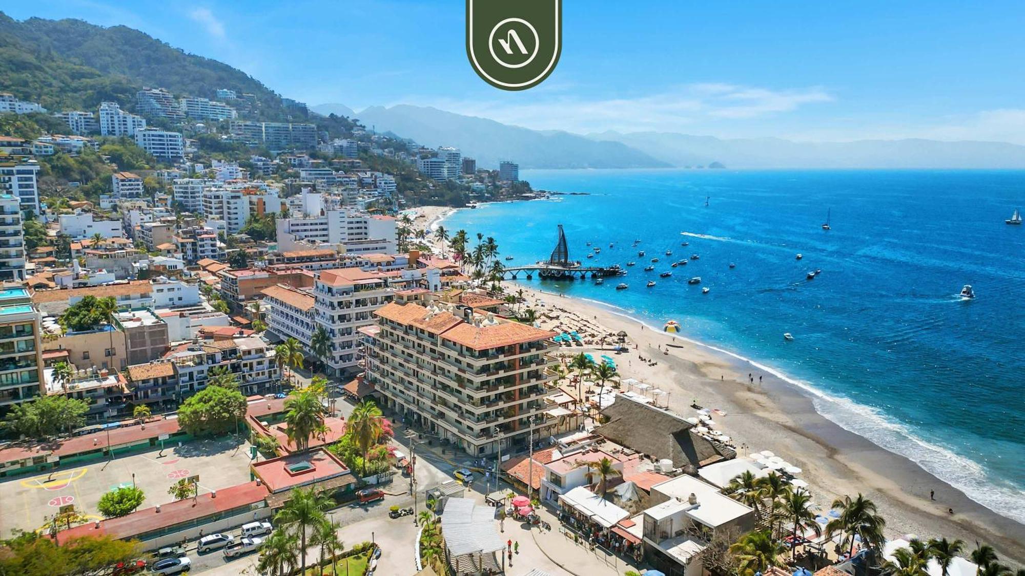 Beachfront Mexican Styled 3 Bedroom In Downtown Puerto Vallarta