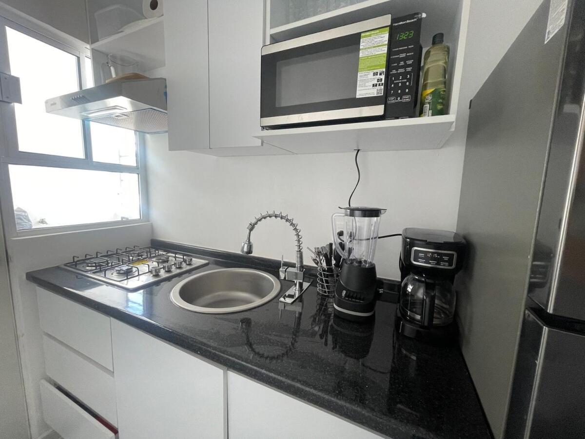 Fw Peninsula Apartment *