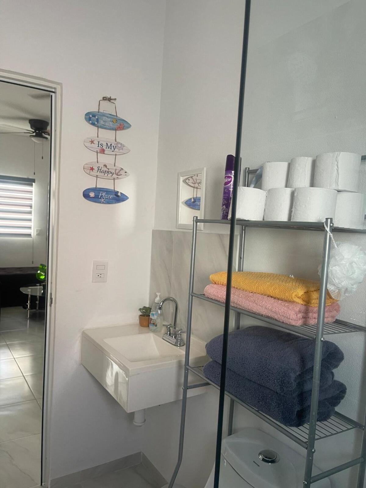 Fw Peninsula Apartment