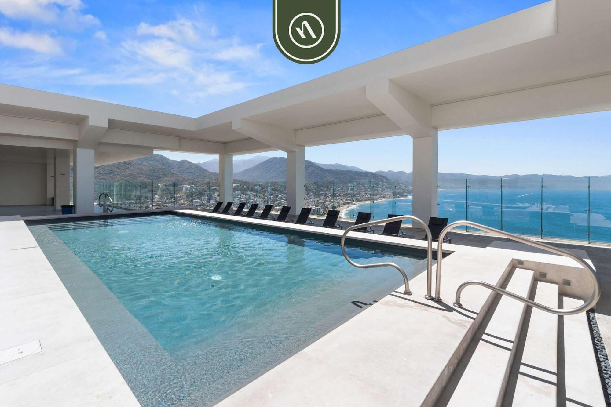 Apartment Amazing 1 Bedroom - Beachfront - Pools - King