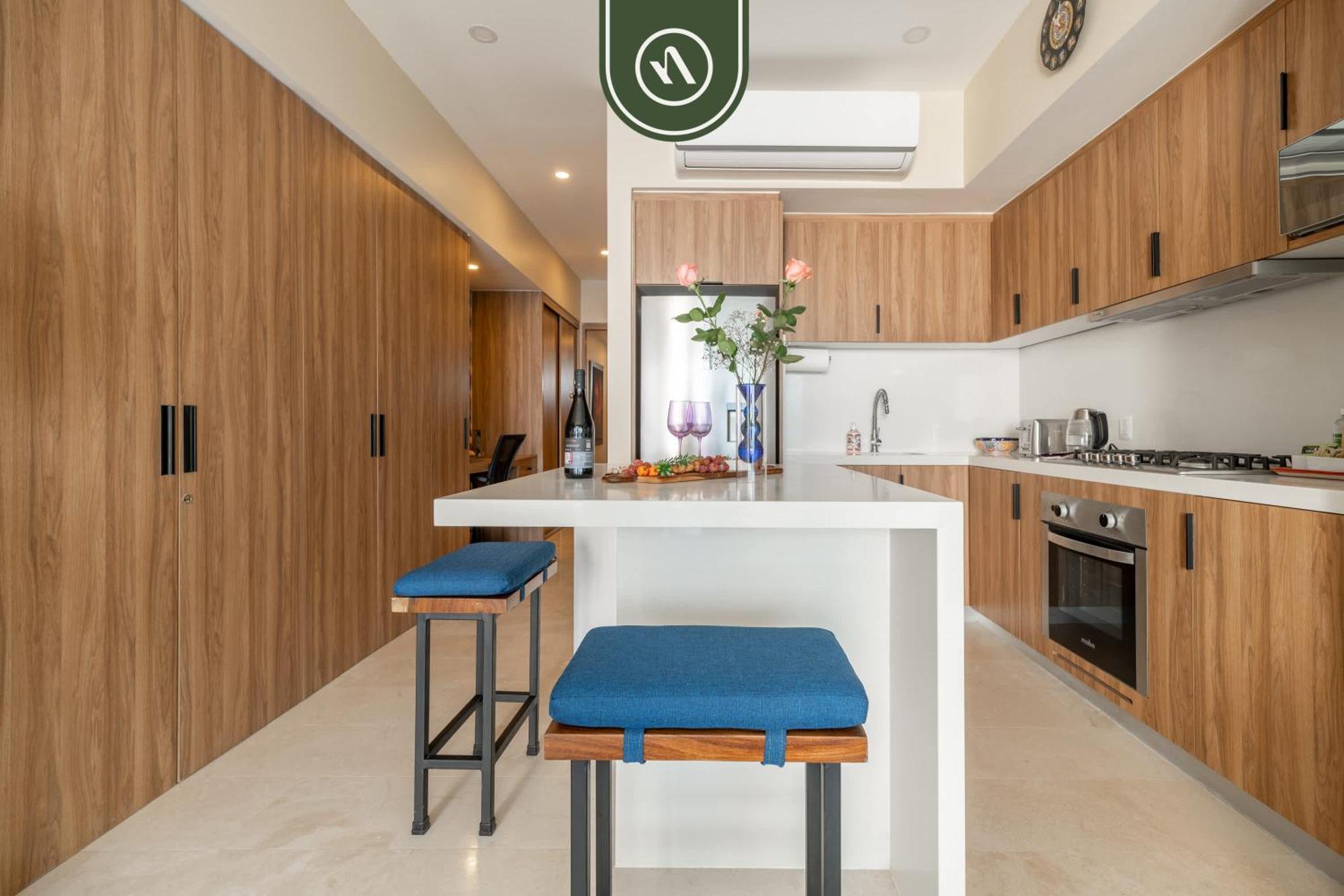 Apartment Amazing 1 Bedroom - Beachfront - Pools - King