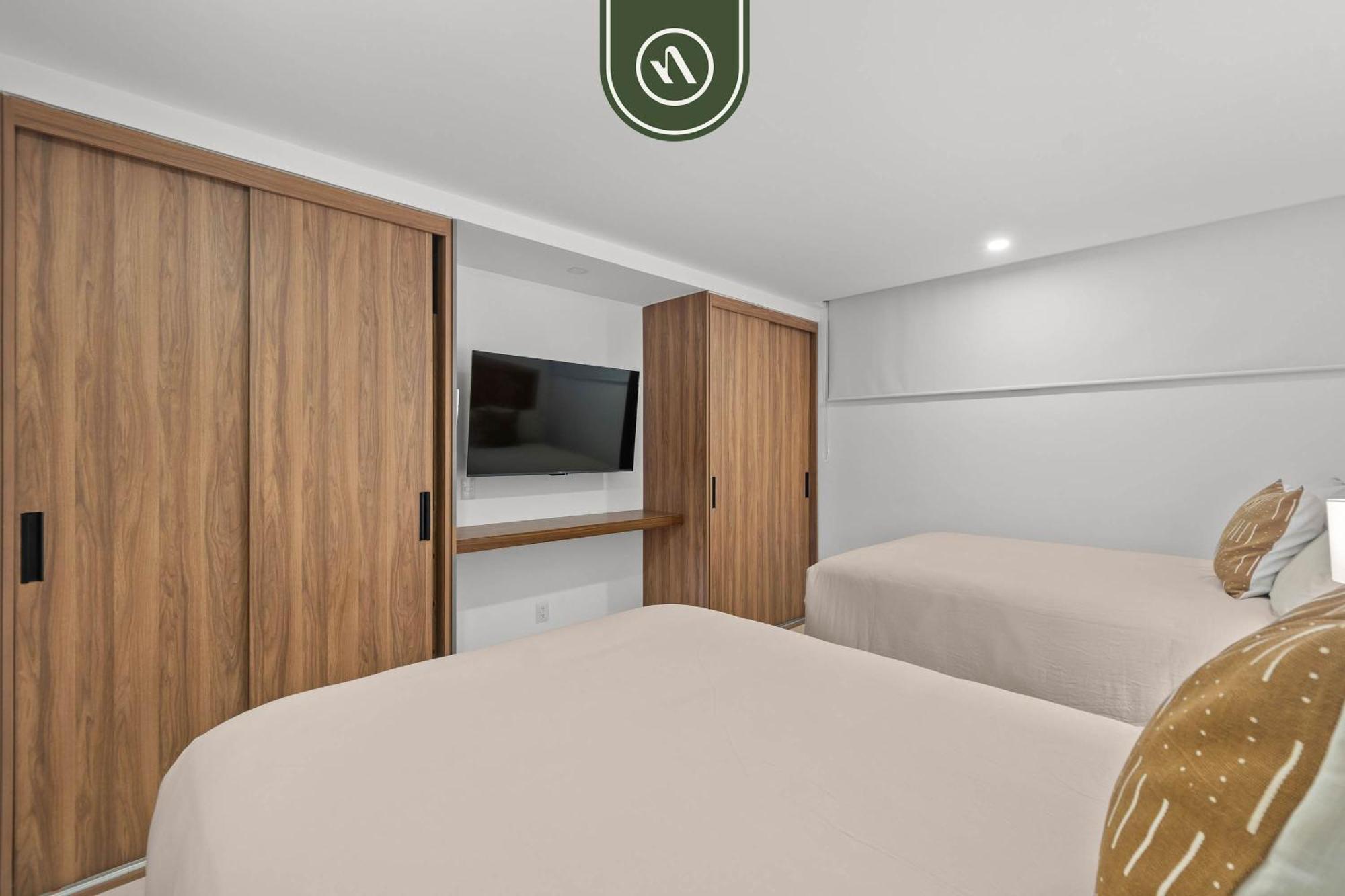 Stilysh 2br - Amazing Beachview - Pools