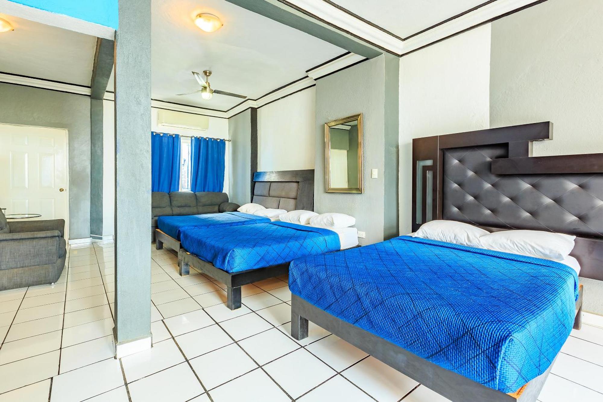 Oyo Casa Mission Hotel