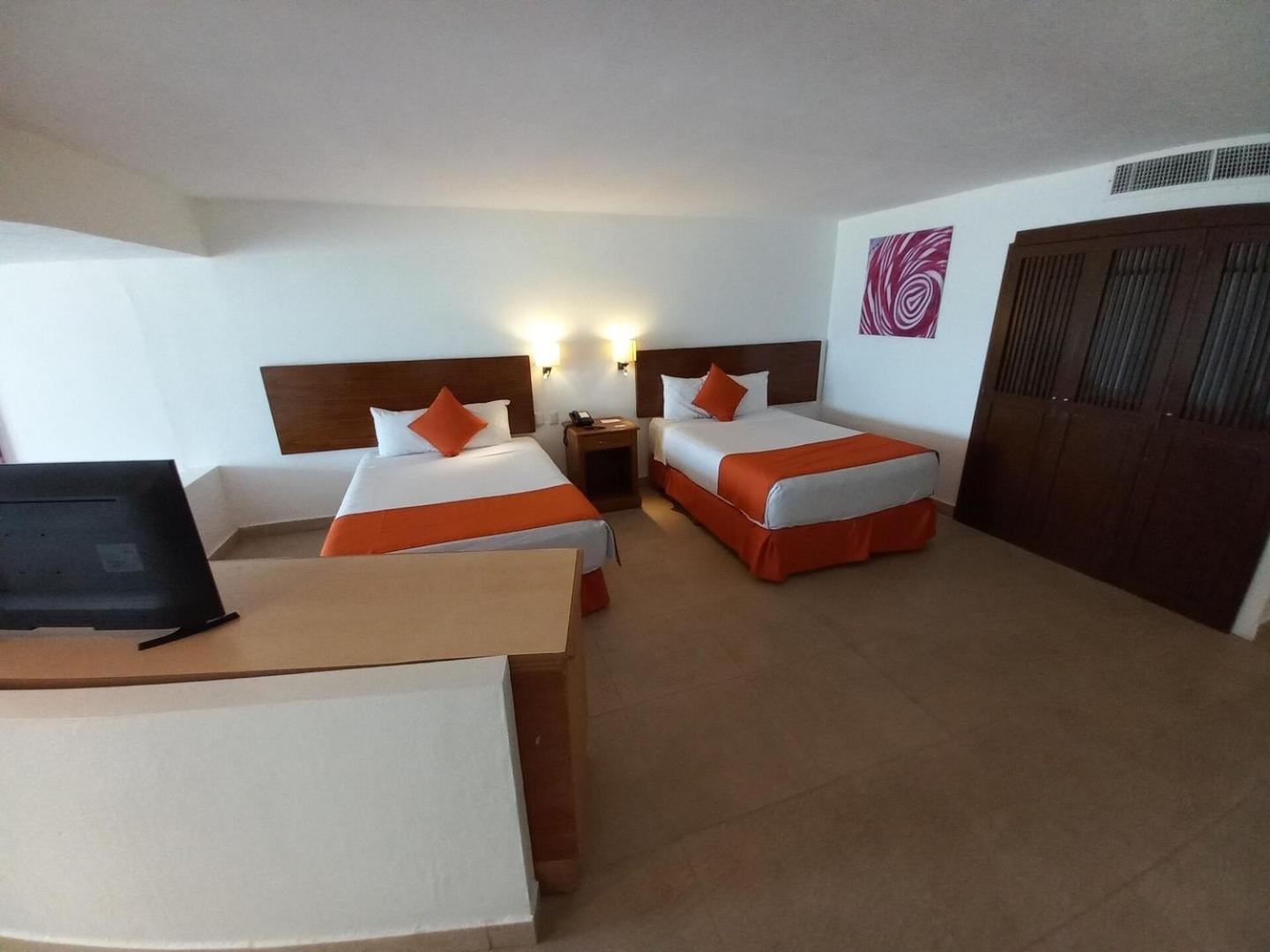 Amazing Ocean View! Access To The Pool & The Puerto Vallarta
