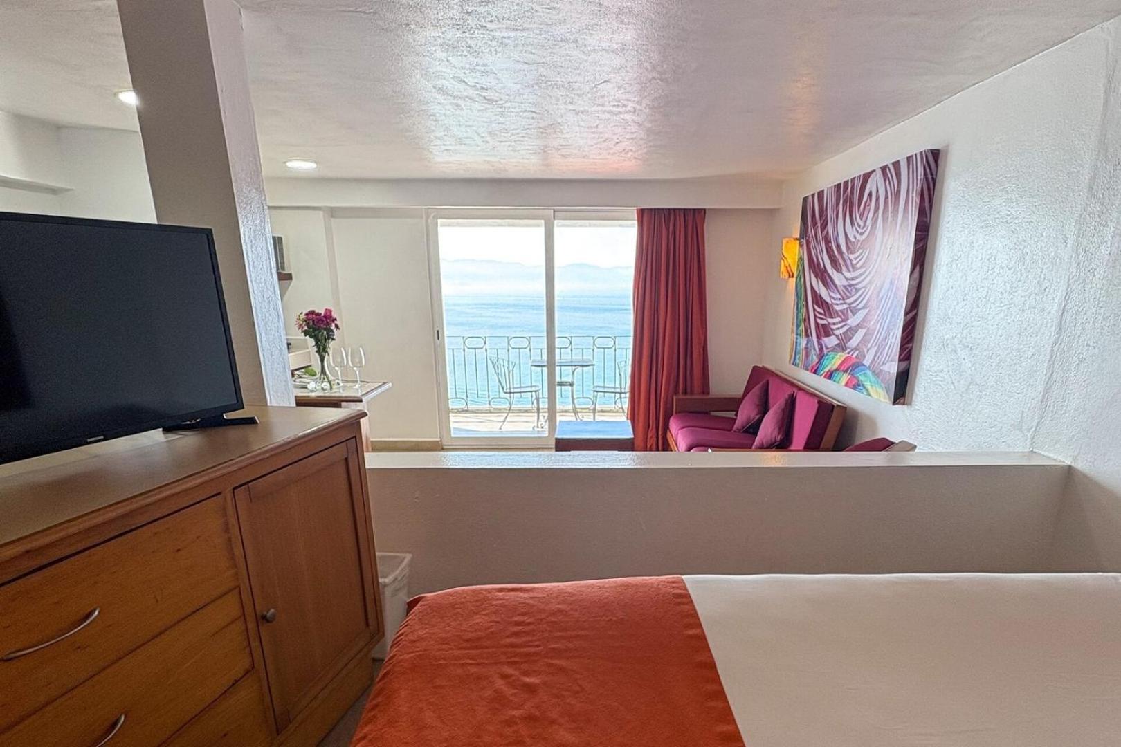 Amazing Ocean View! Access To The Pool & The Holiday home *