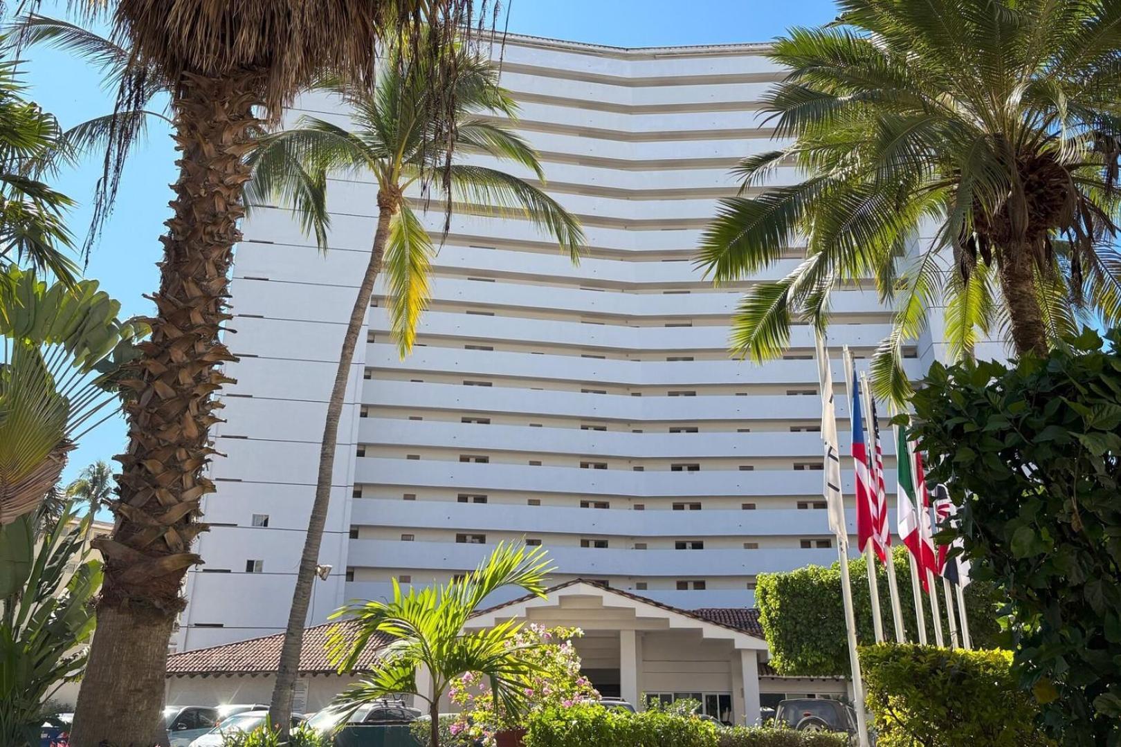 Prime Beachfront Flat & Balcony! * Puerto Vallarta