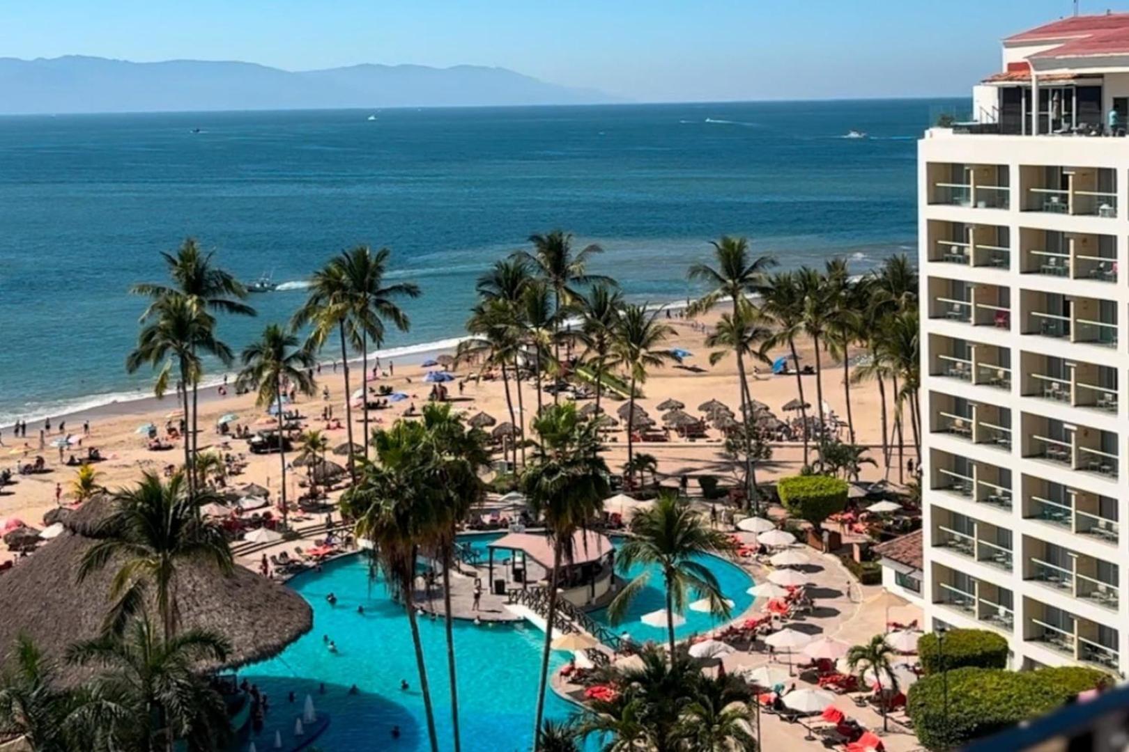 Oceanfront, Views & Amenities! Puerto Vallarta