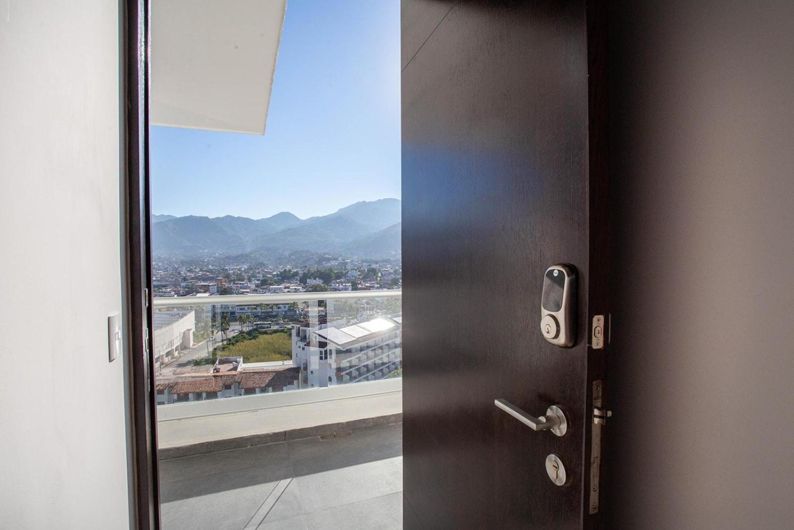 2 Bedroom Ocean View Penthouse At Harbor 171 With Lux Amenities Puerto Vallarta
