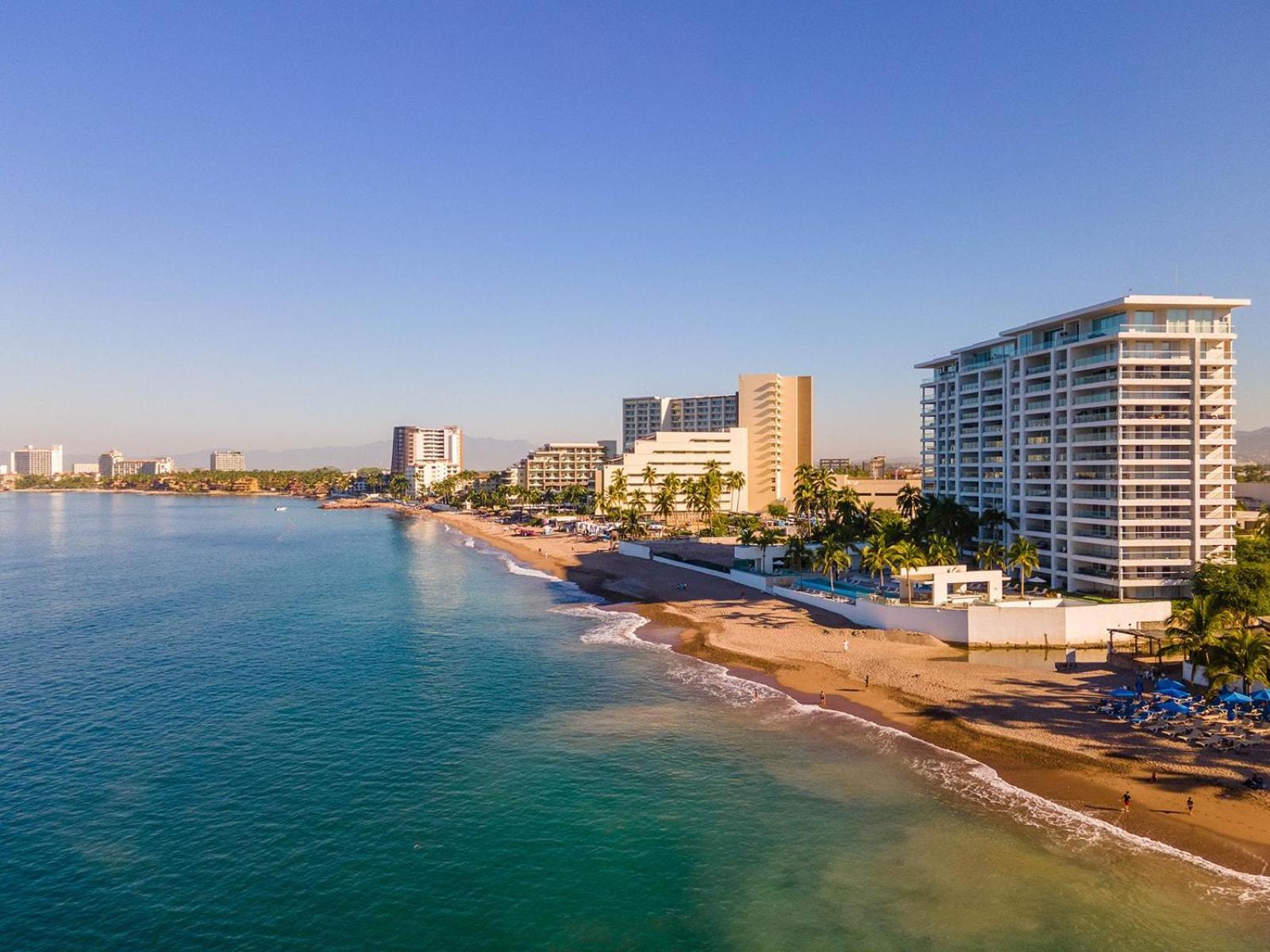 2 Bedroom Ocean View Penthouse At Harbor 171 With Lux Amenities Holiday home Puerto Vallarta