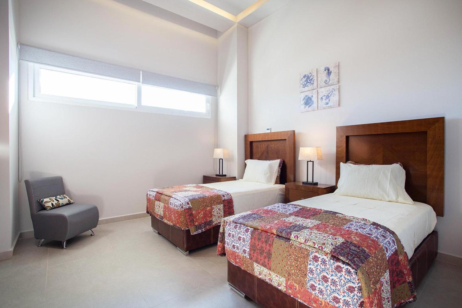 2 Bedroom Ocean View Penthouse At Harbor 171 With Lux Amenities *