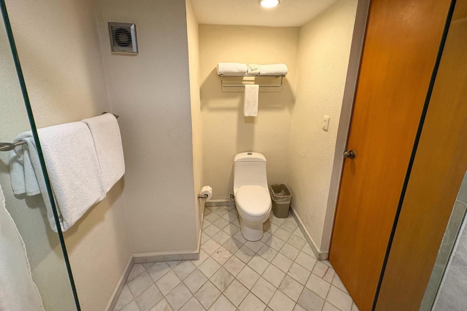 Oceanfront With Exclusive Amenities! Holiday home Puerto Vallarta