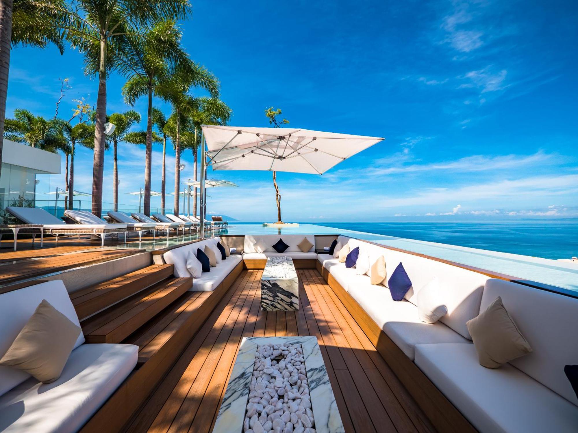 Pier 57 - 710 Fabulous & Luxurious 2 Bedroom Penthouse Puerto Vallarta