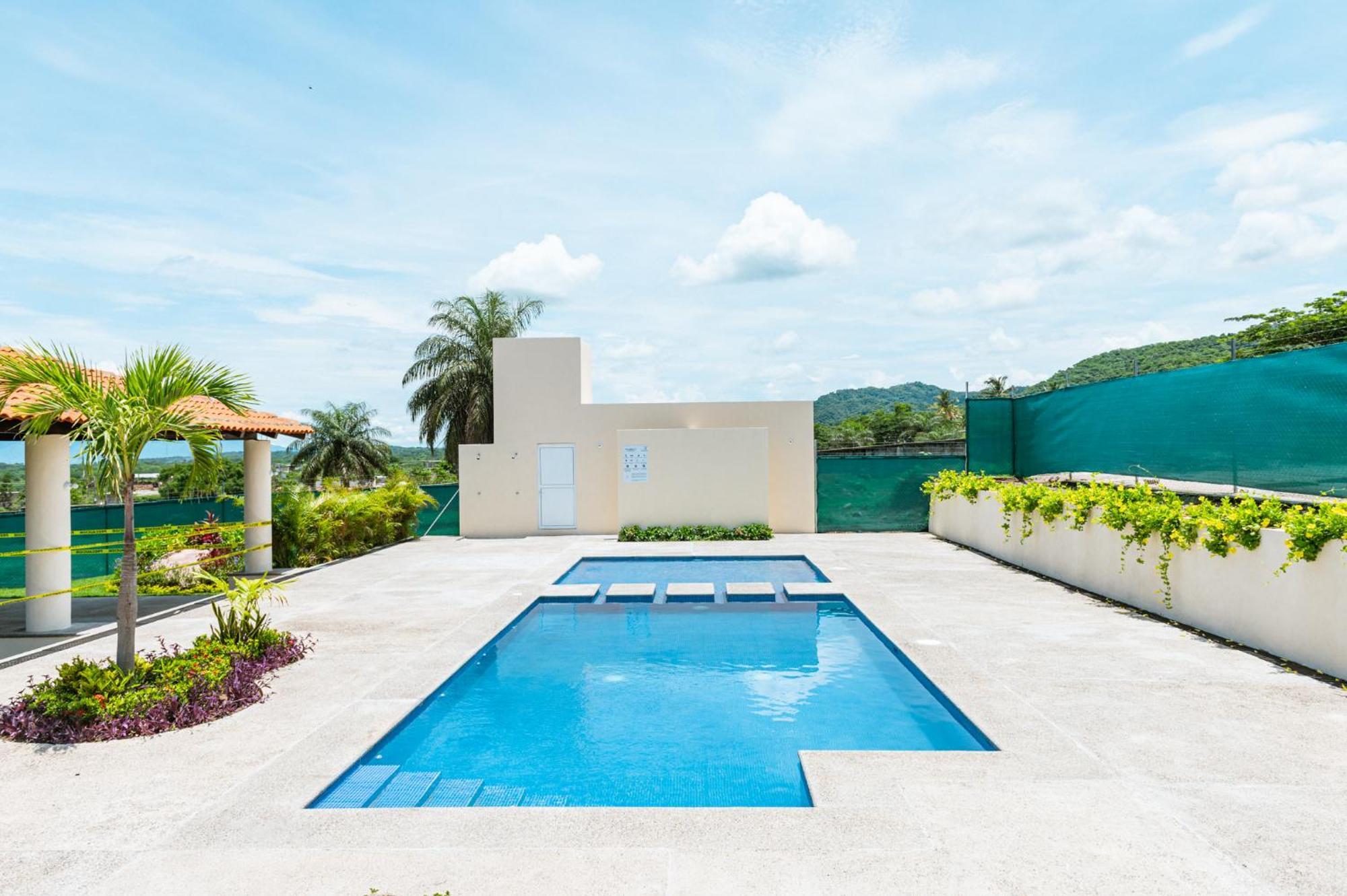 **con Alberca Y Asador : Hasta 14 Huéspedes** Apartamento