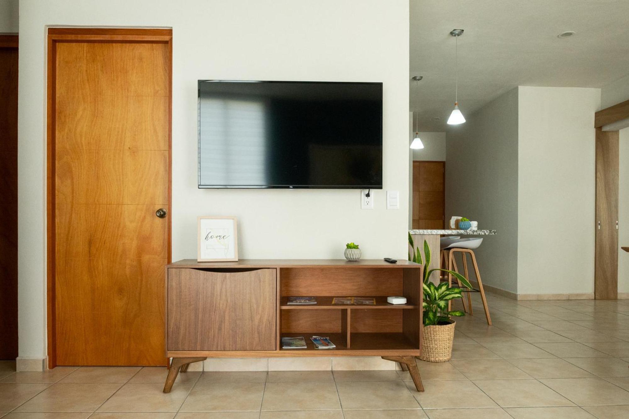 **con Alberca Y Asador : Hasta 14 Huéspedes** Apartamento