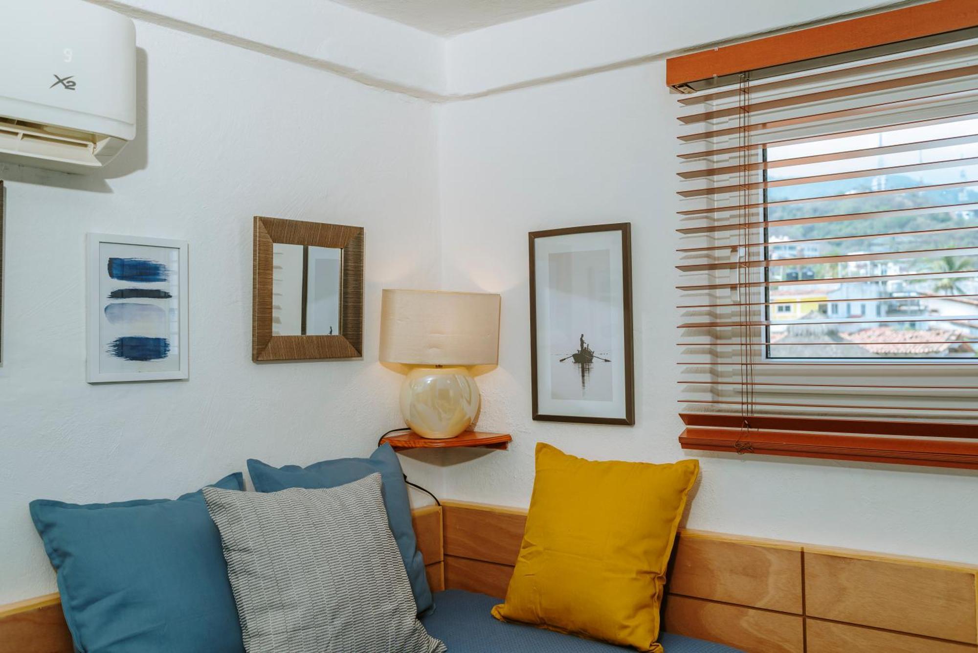 Le Petit Bonheur Terrace - Private Calm And View *
