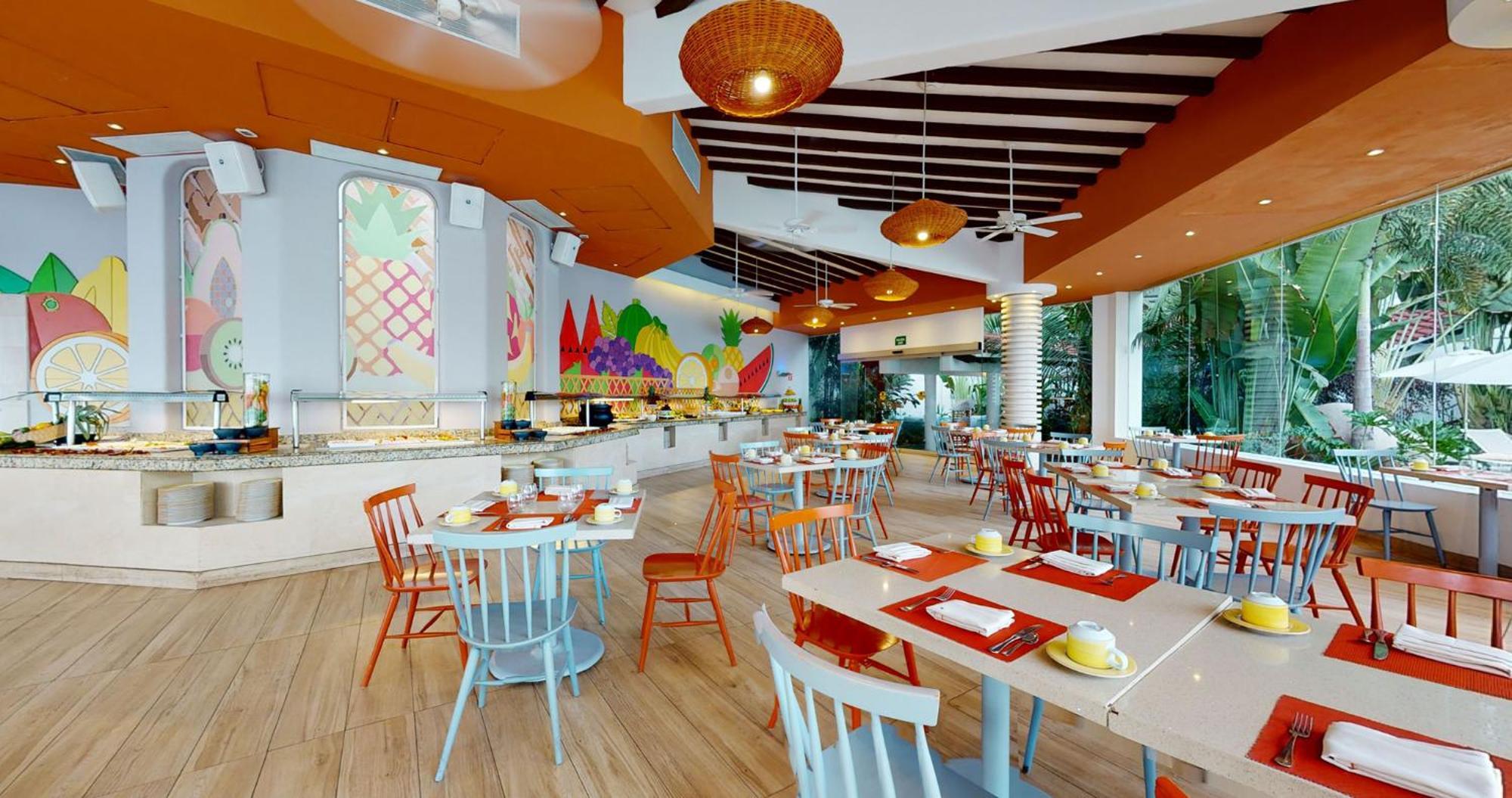 Grand Park Royal Puerto Vallarta
