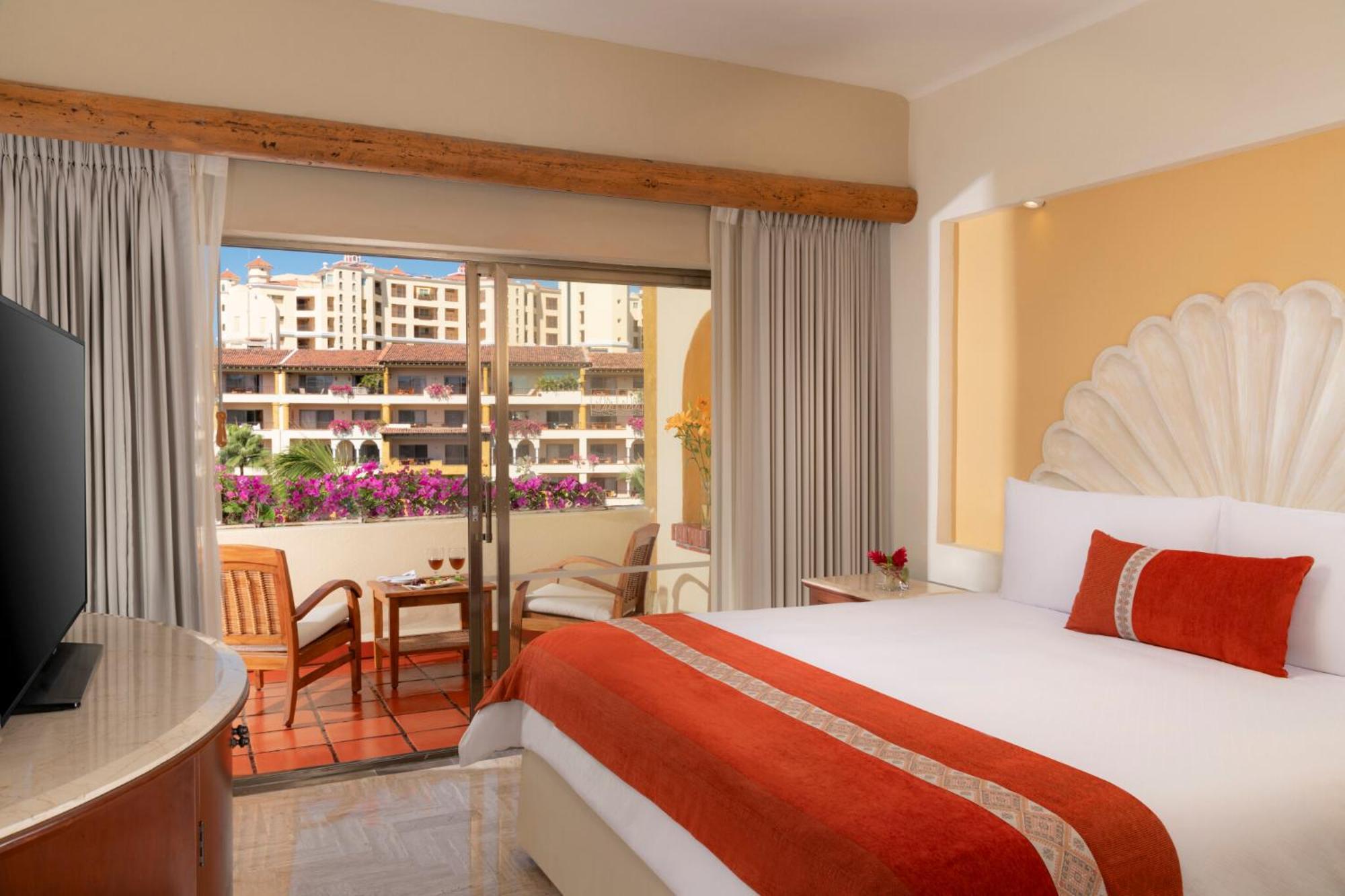 Velas Vallarta Resort 4*