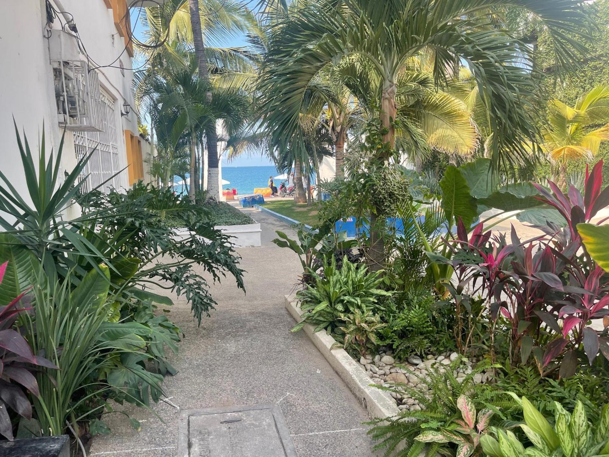 Le Petit Bonheur Terrace - Private Calm And View