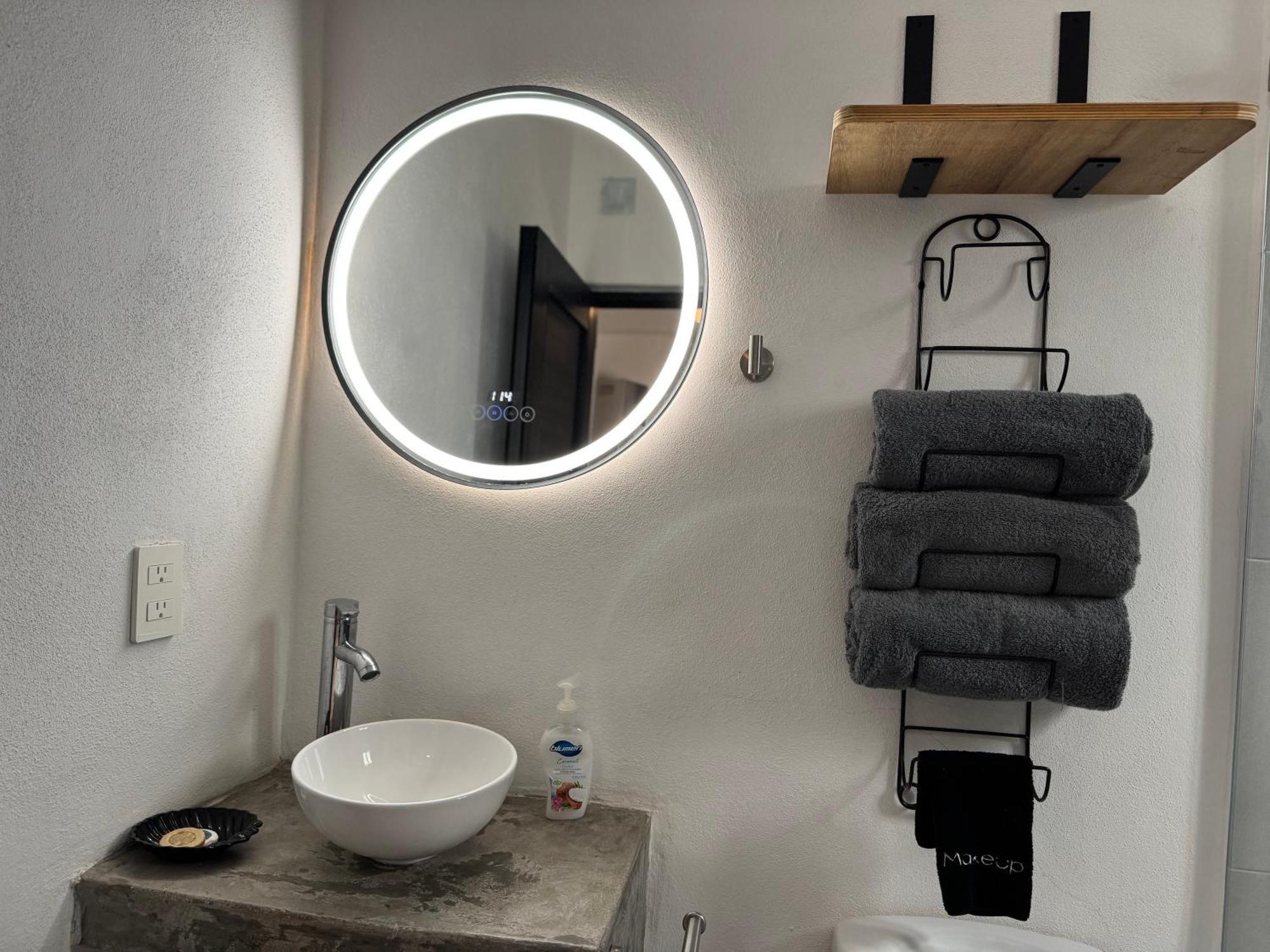Spanish Moon Pv Apartment