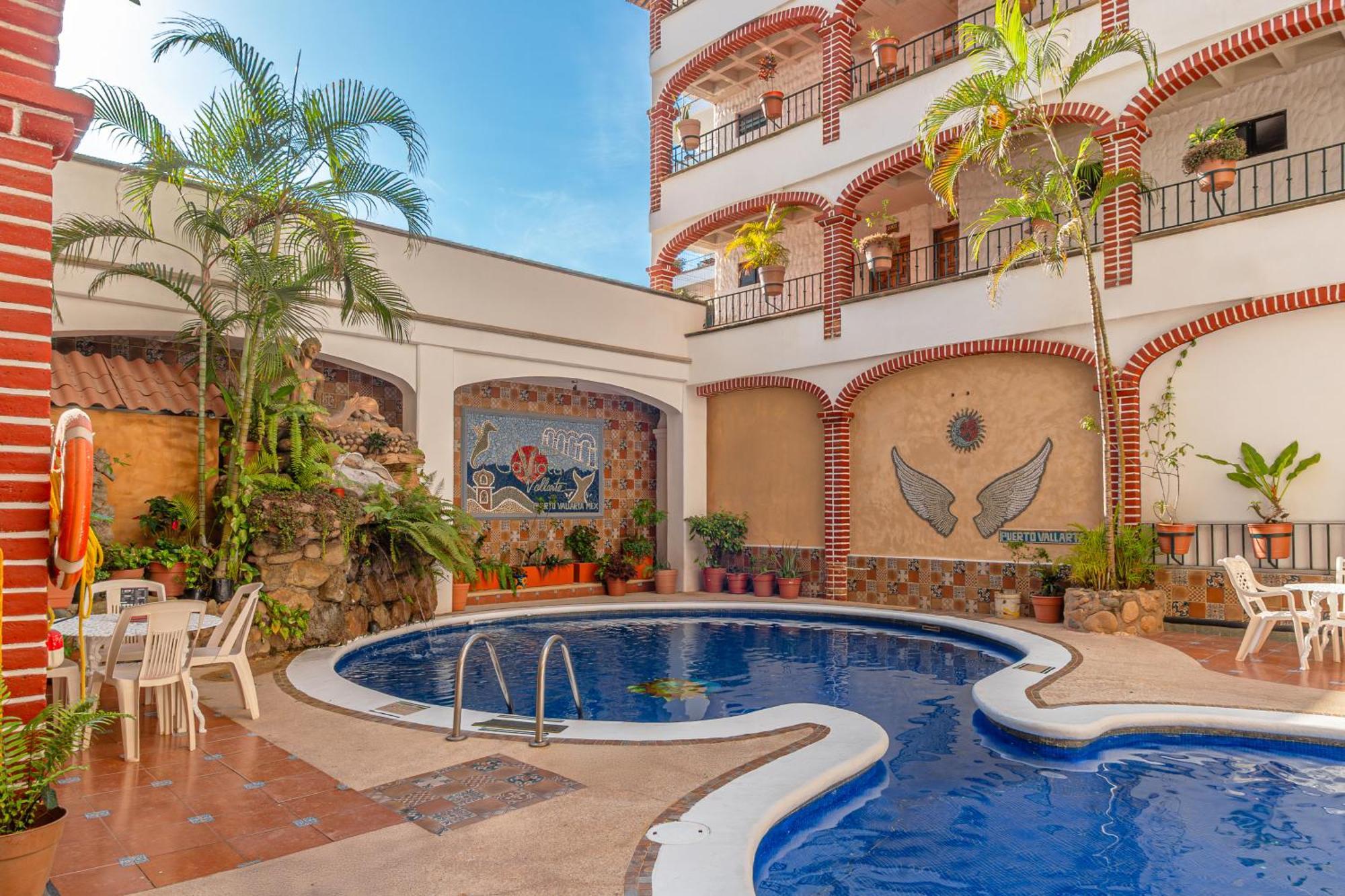 Gaviota Vallarta Hotel