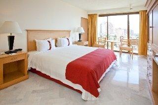 1242 Pacific Aparthotel 2*