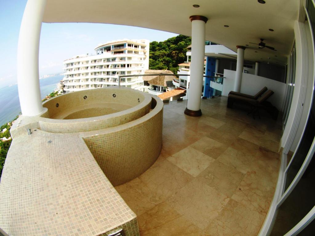 Hotel Mondavi 4*