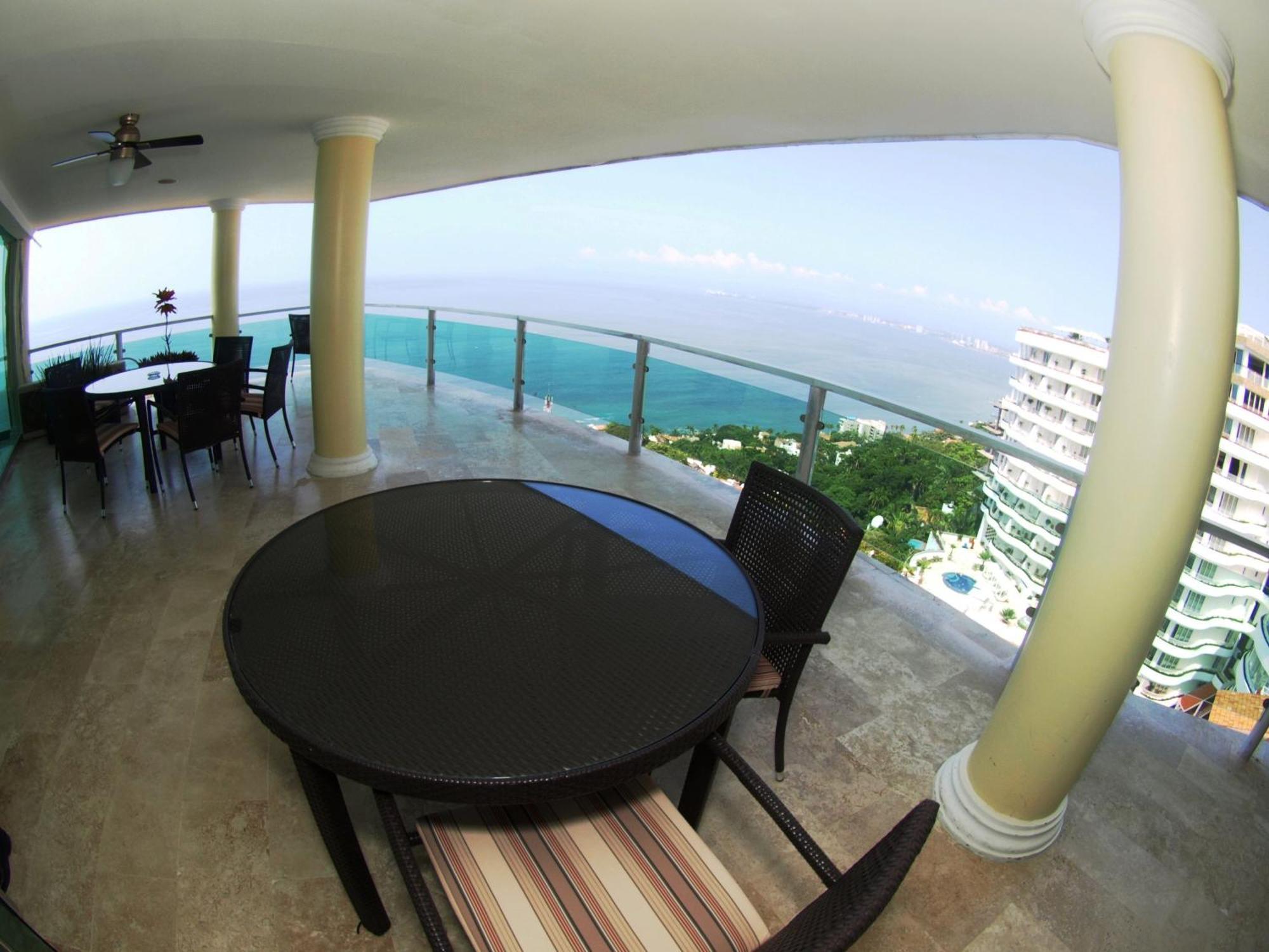 Mondavi 4* Puerto Vallarta