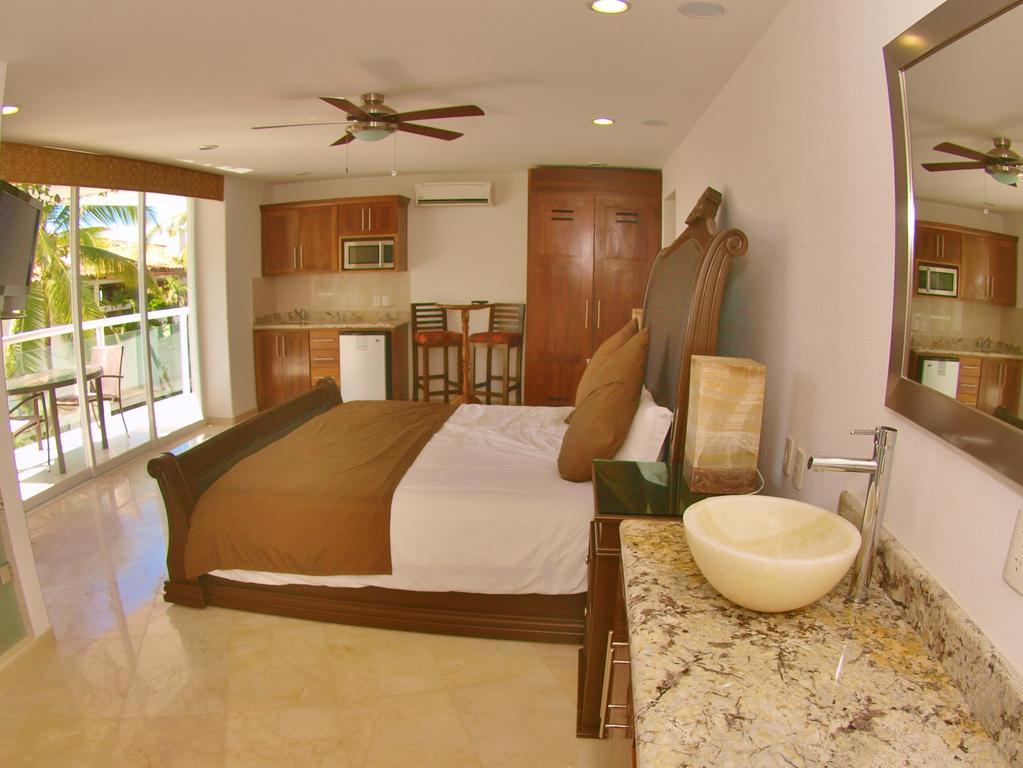 Hotel Mondavi Puerto Vallarta
