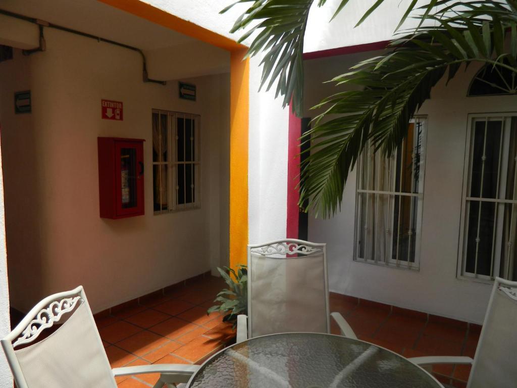 Hotel La Iguana Vallarta Lgbt Adults Only - Romantic Zone - Party Clubbing Street 3*