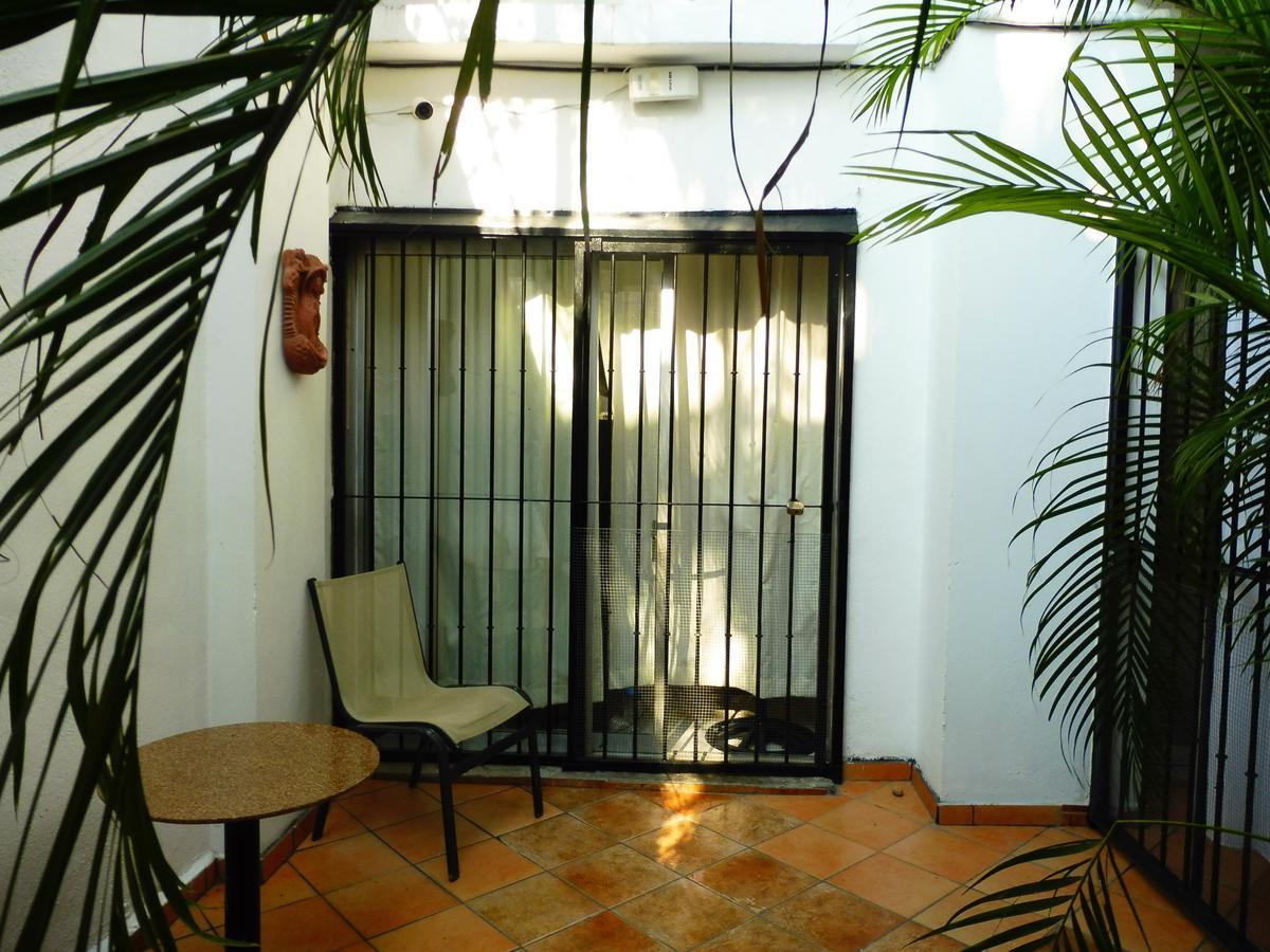 Hostel Casa Adriana *