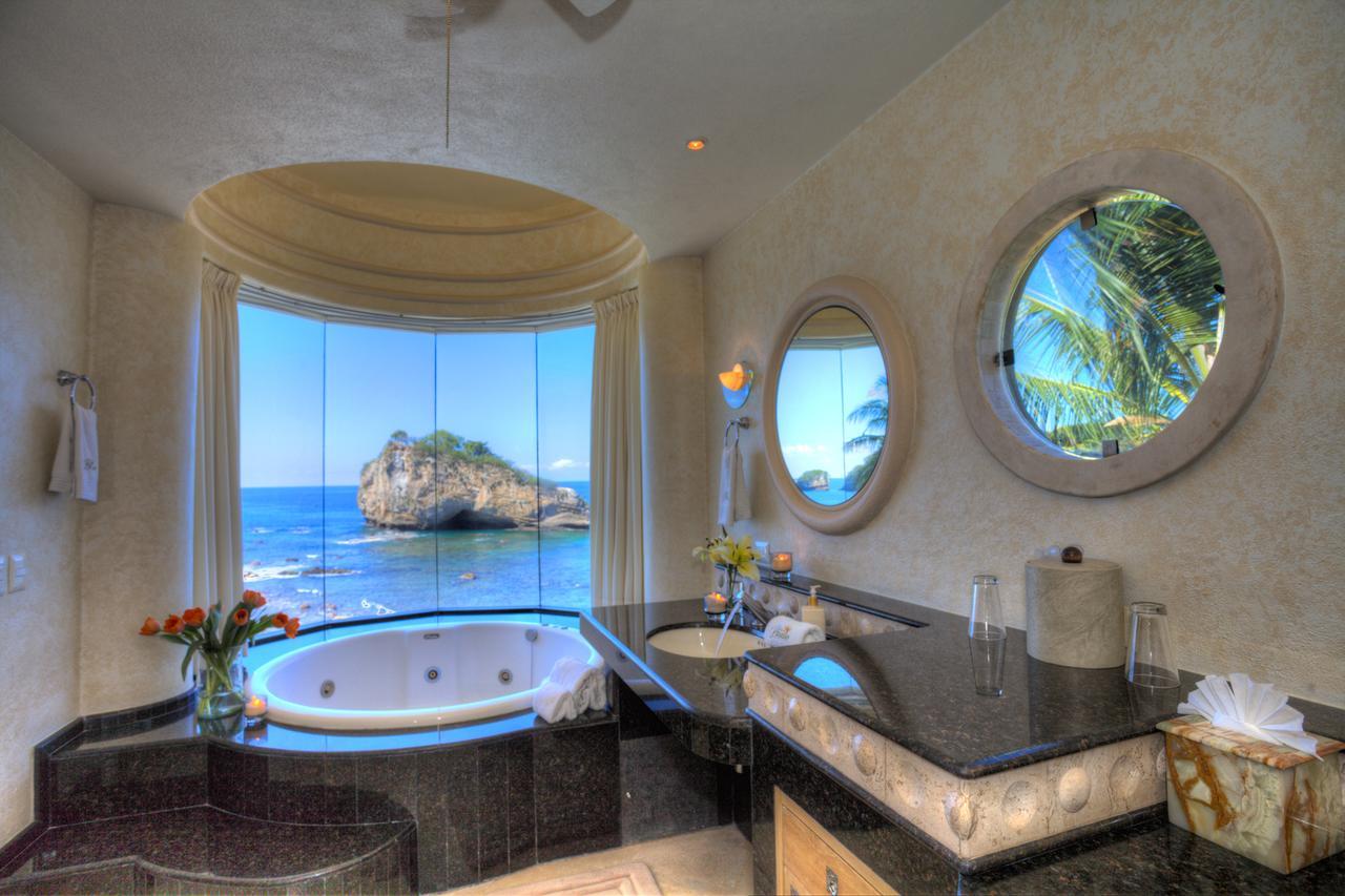 Paraiso Villa *