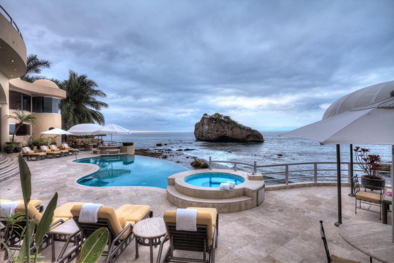 Paraiso Villa